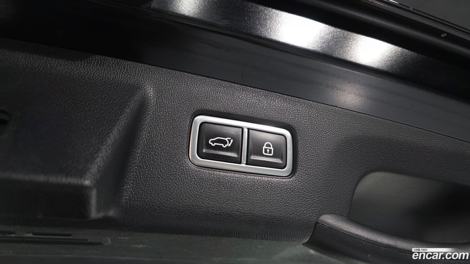 Main__Slider__Photo:Sorento Kia 2020.6-18