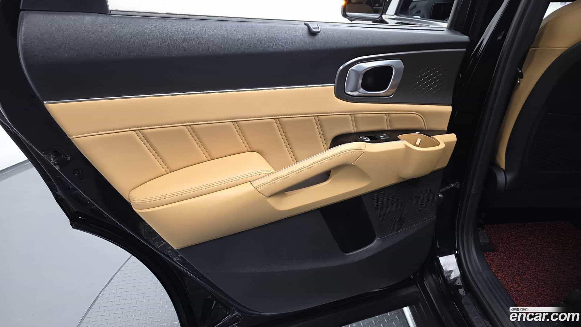 Sorento Kia 2020.6-INNER-035