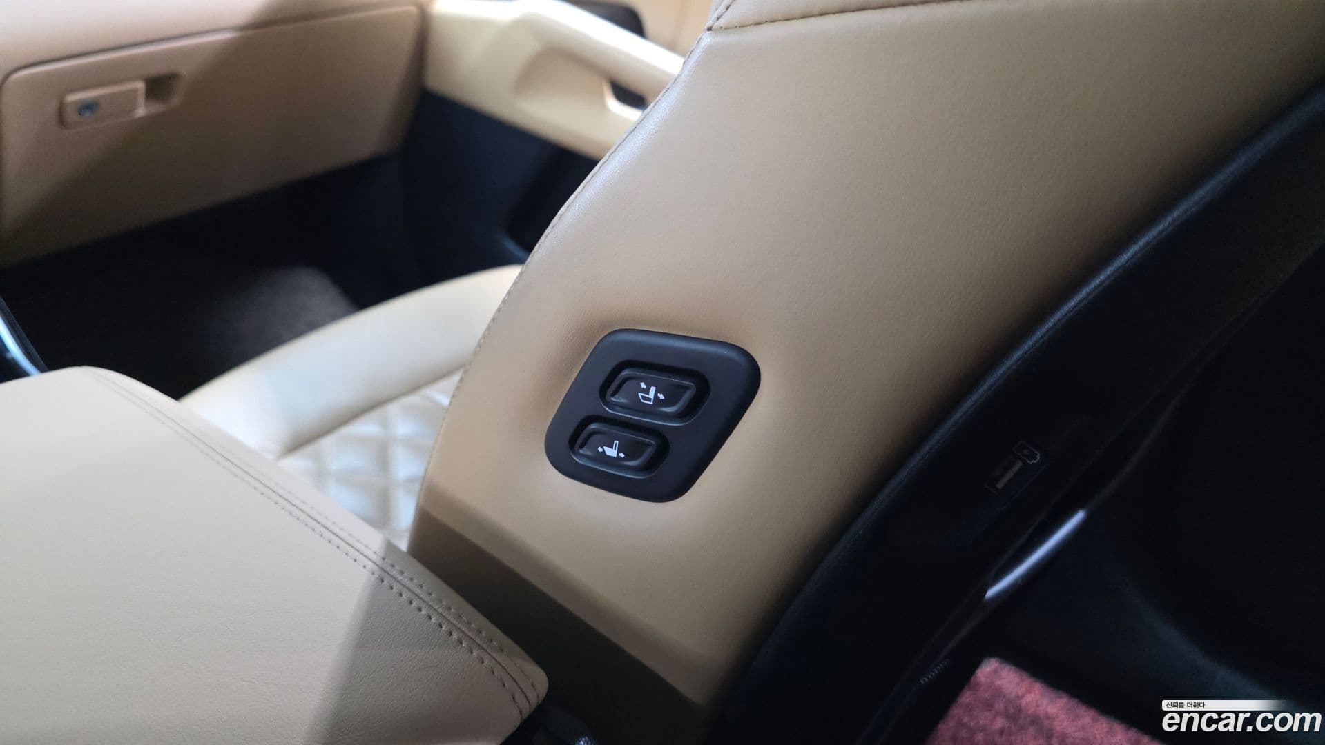 Main__Slider__Photo:Sorento Kia 2020.6-29