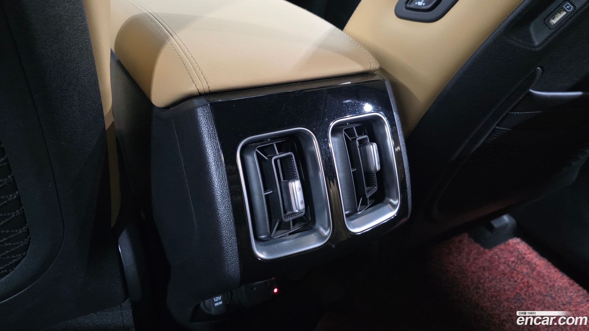 Main__Slider__Photo:Sorento Kia 2020.6-33