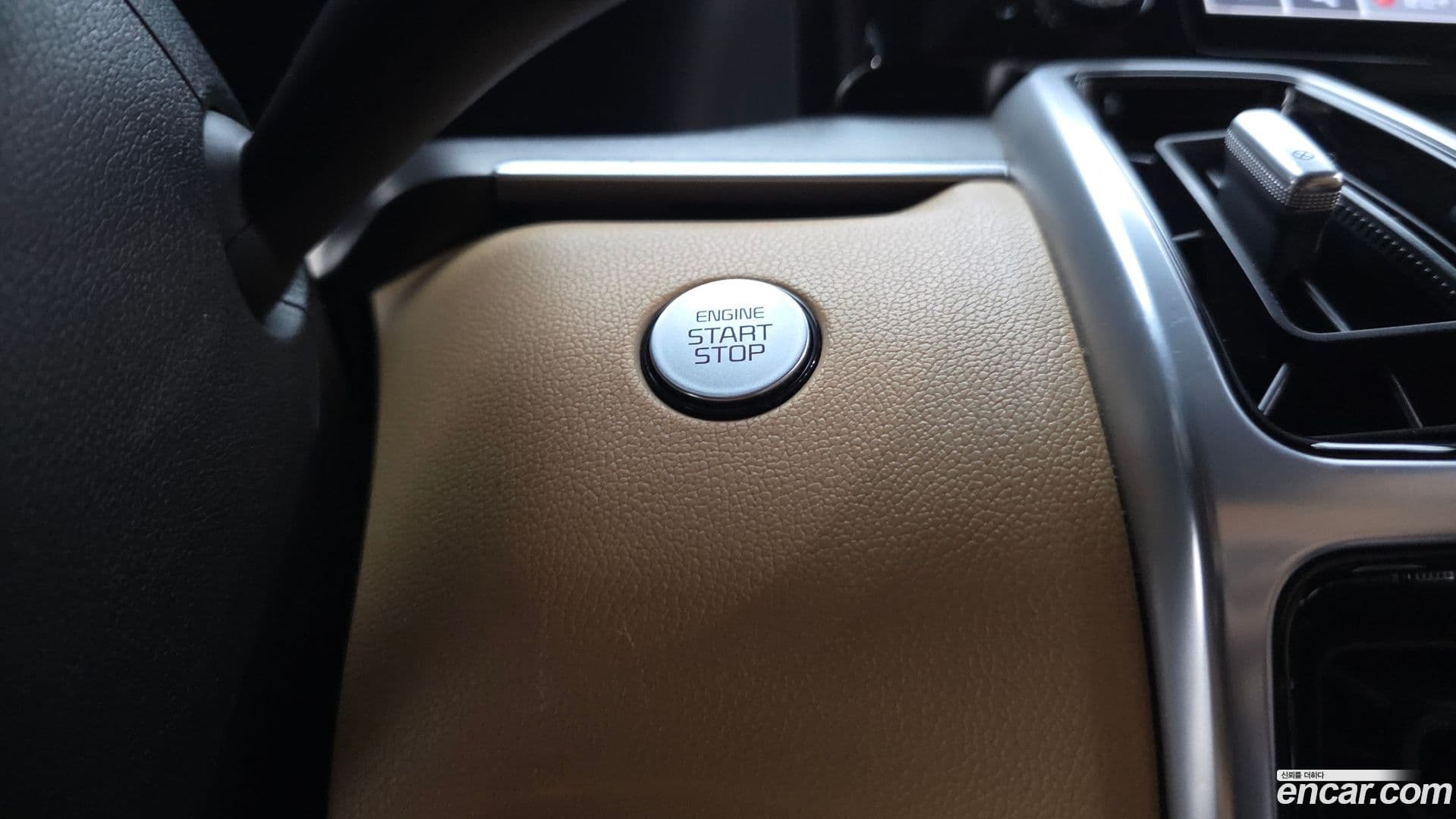 Main__Slider__Photo:Sorento Kia 2020.6-34