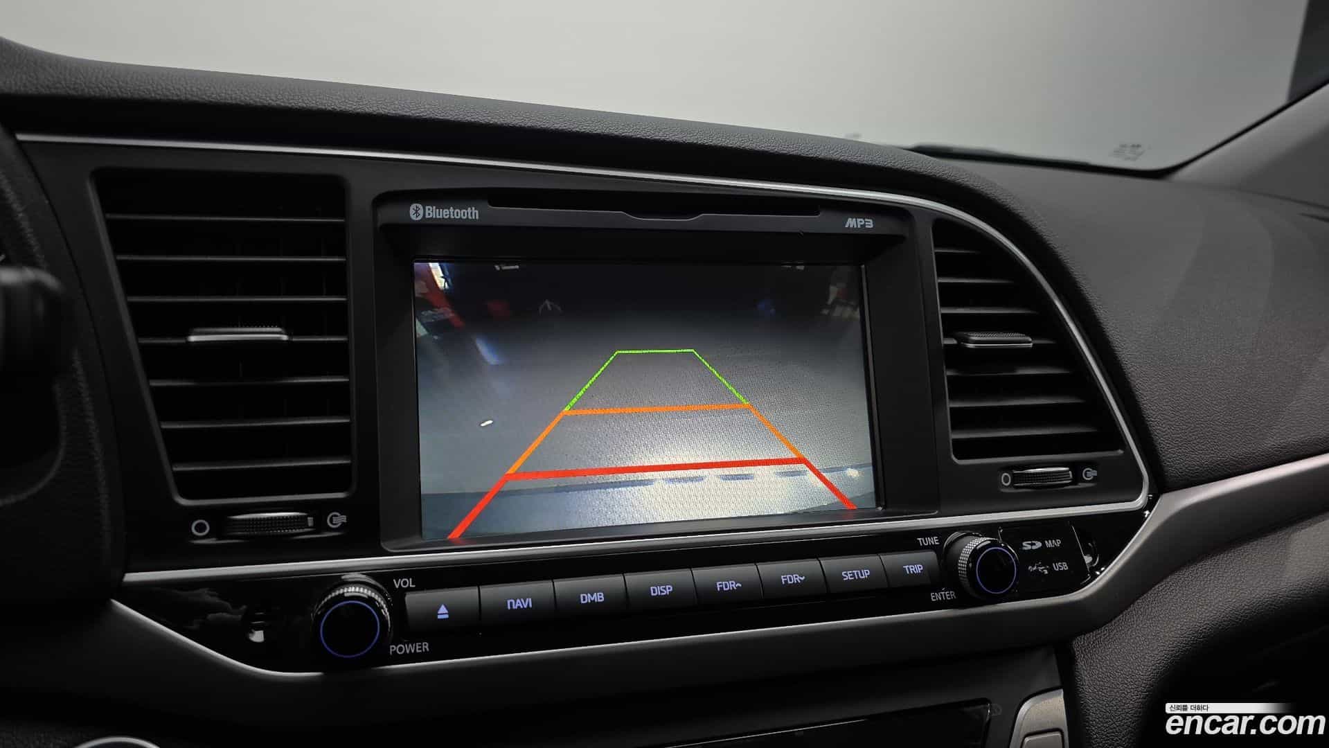 AVANTE Hyundai 2017.1-OPTION-019