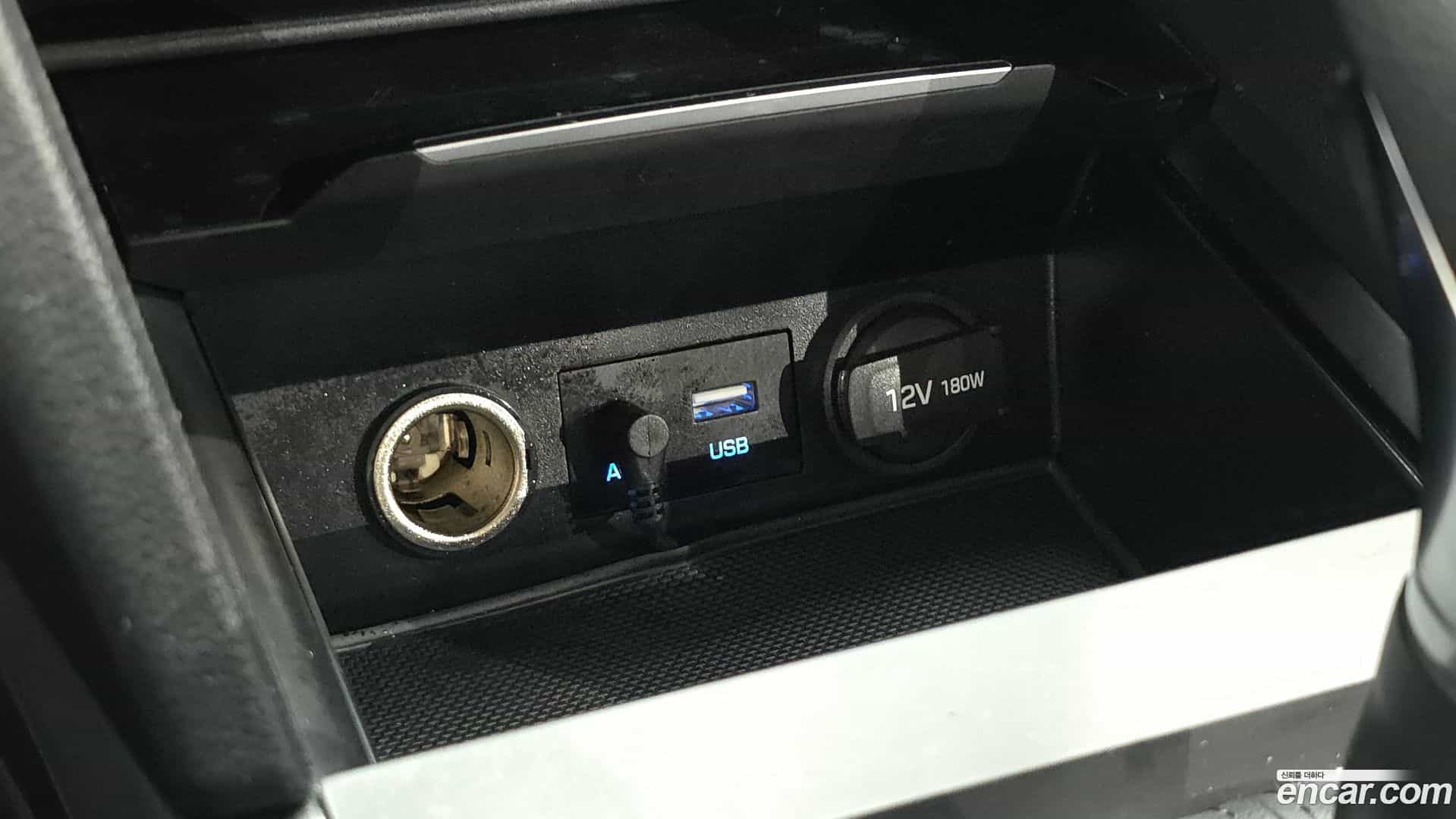 AVANTE Hyundai 2017.1-OPTION-042