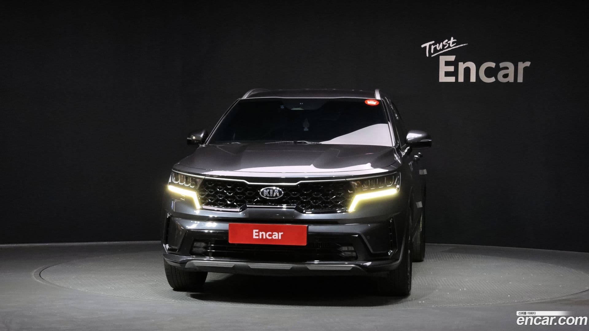 Main__Slider__Photo:Sorento Kia 2021.2-2