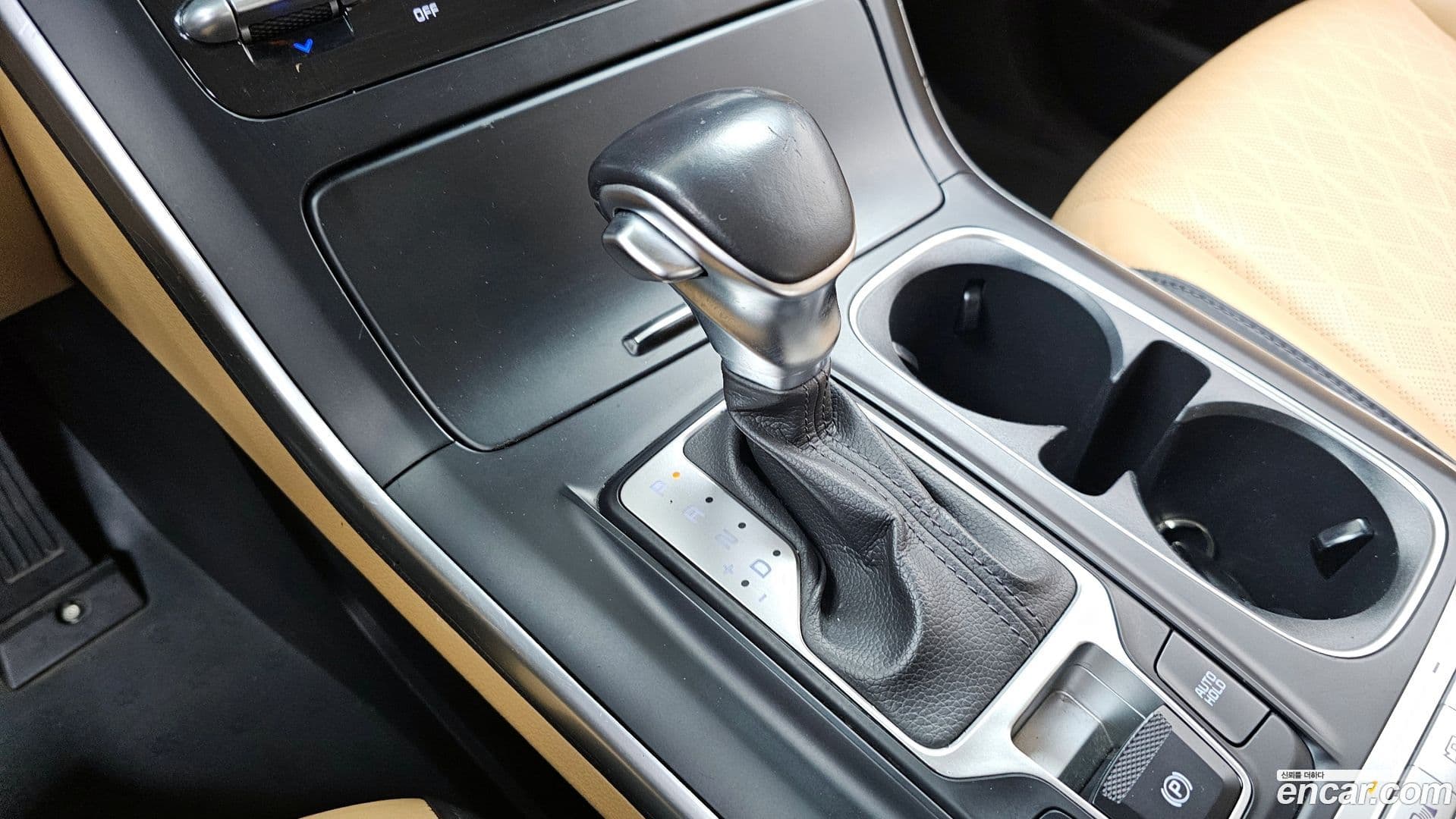 Main__Slider__Photo:Canival Kia 2021.1-8