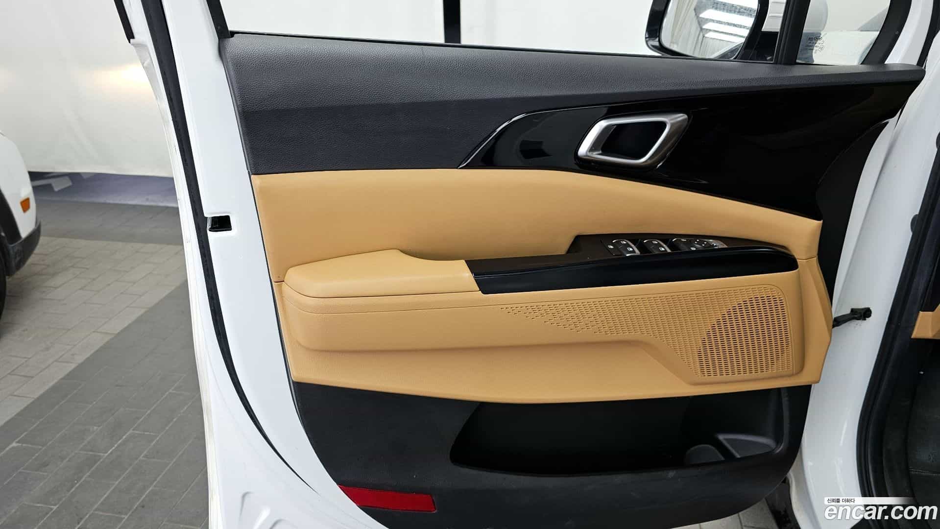 Canival Kia 2021.1-INNER-034