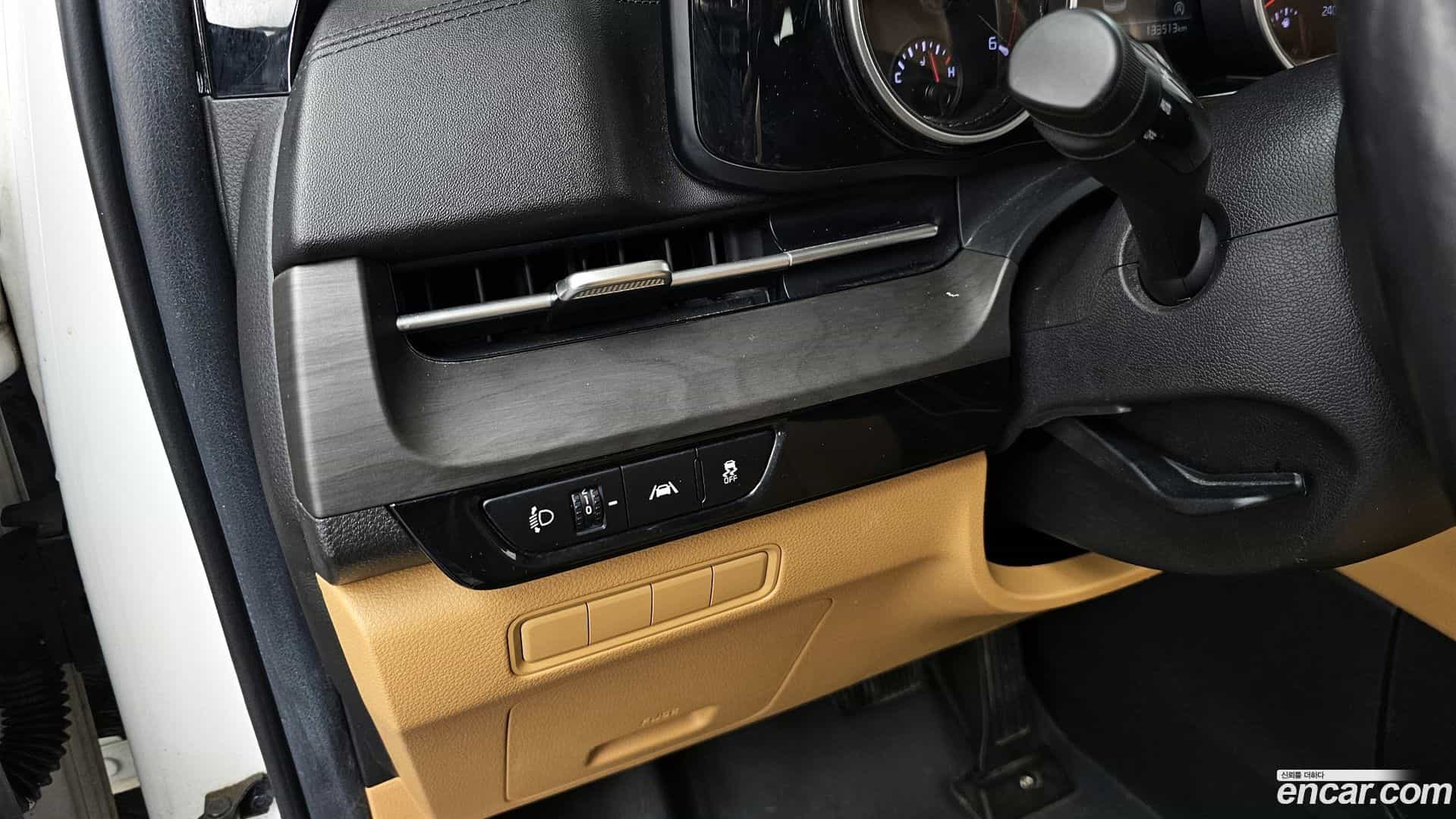 Canival Kia 2021.1-OPTION-040