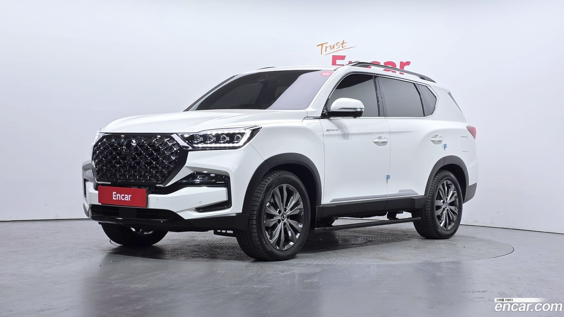 Main__Slider__Photo:Rexton KG Mobility 2024.3-0