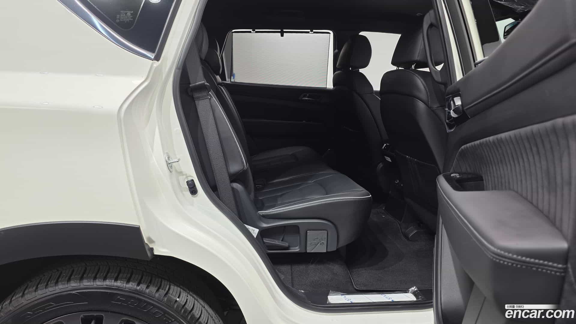 Rexton KG Mobility 2024.3-OPTION-016