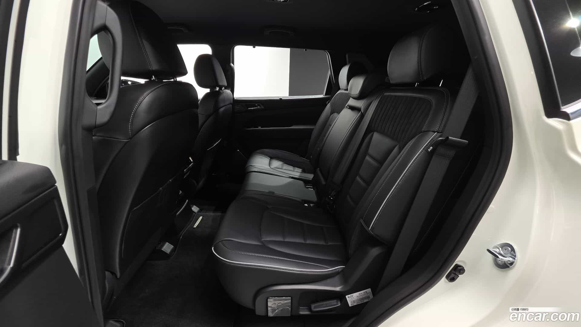 Rexton KG Mobility 2024.3-INNER-036