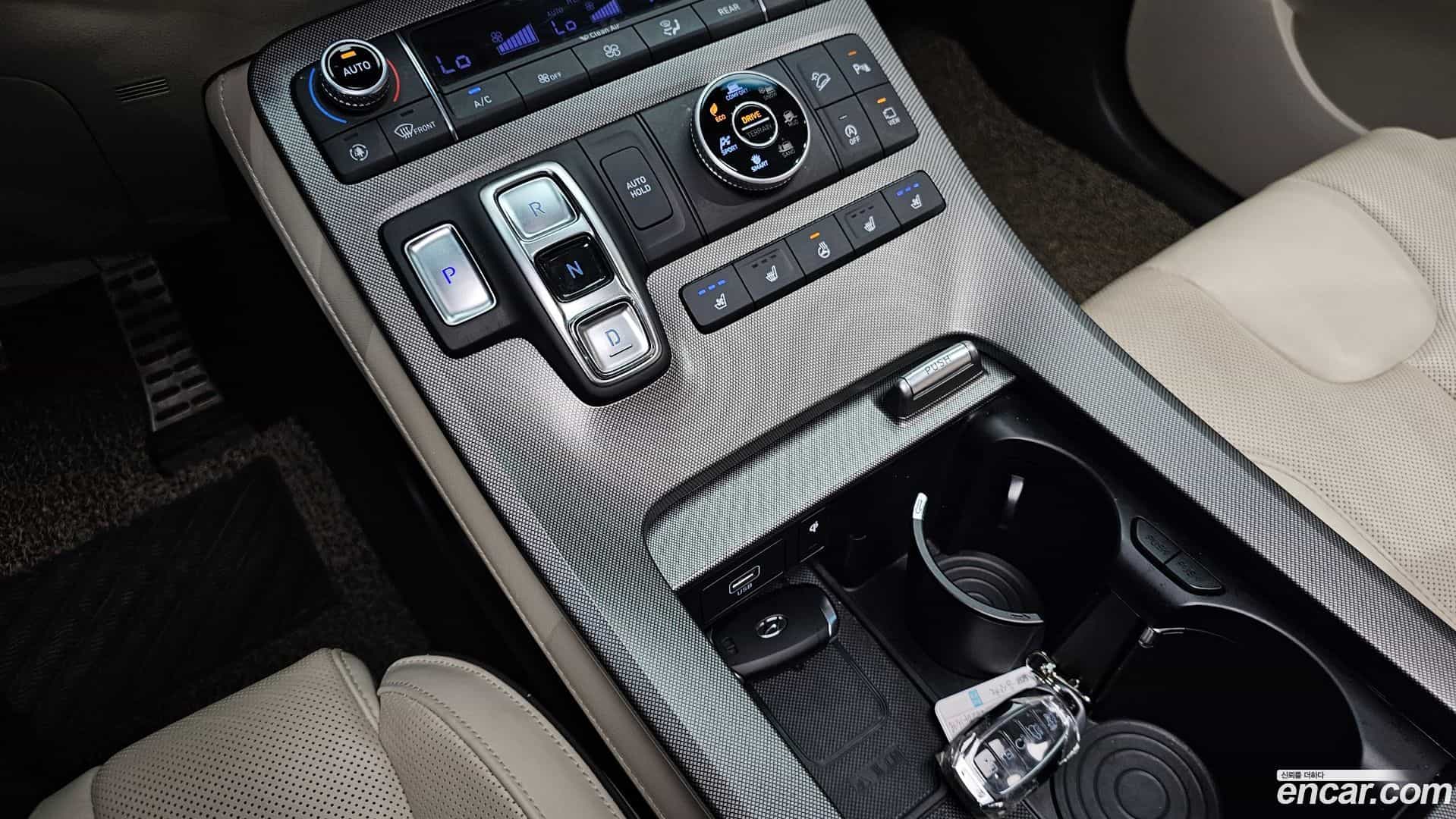 Palisade Hyundai 2021.6-INNER-009