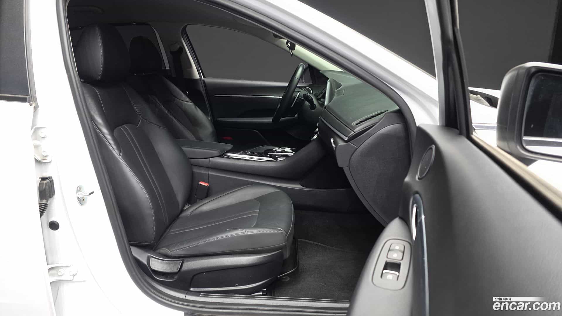 Sonata Hyundai 2019.10-OPTION-015