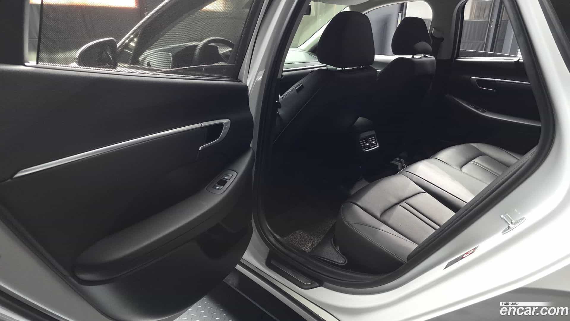 Sonata Hyundai 2019.10-INNER-036