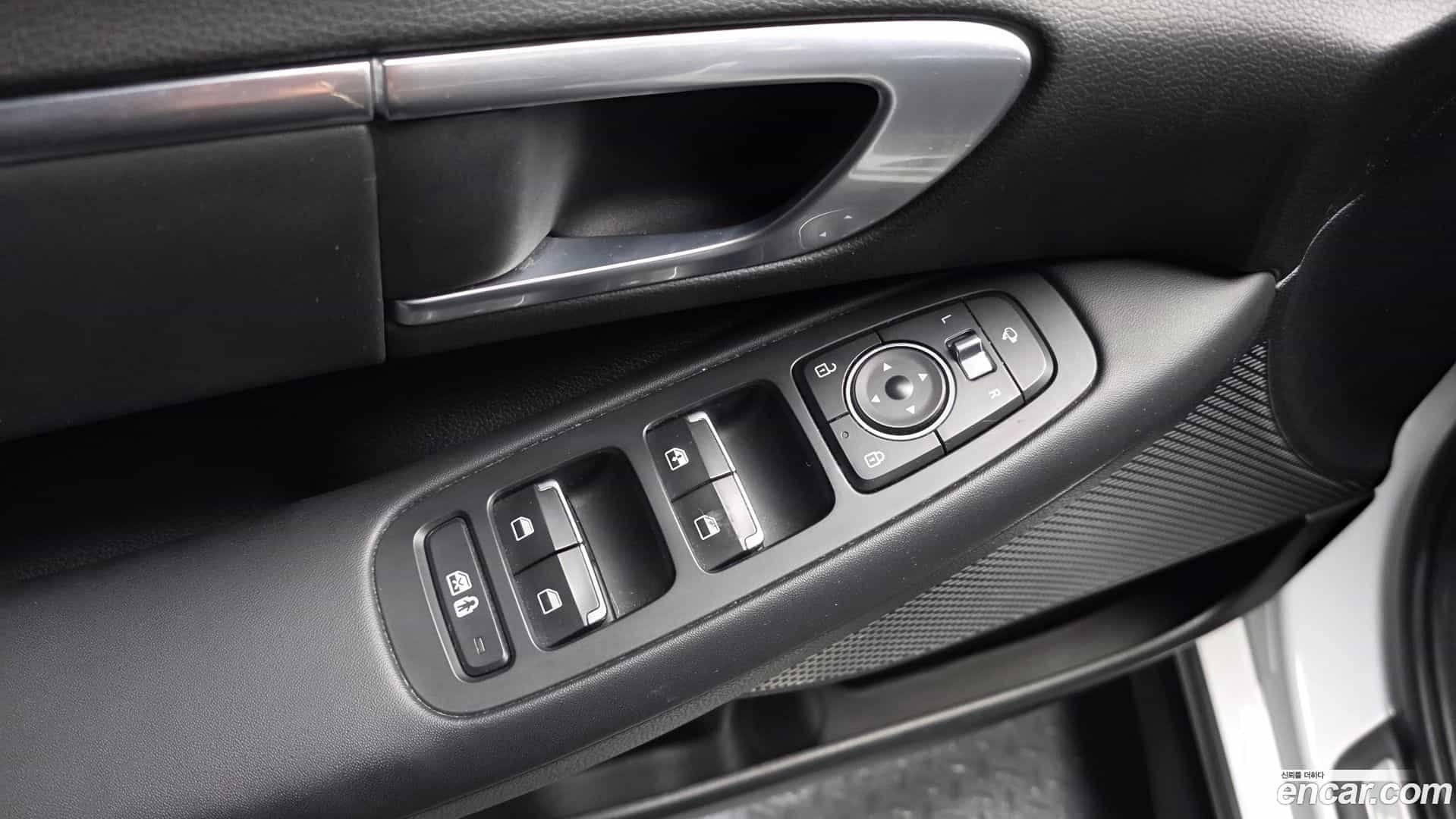 Sonata Hyundai 2019.10-OPTION-040