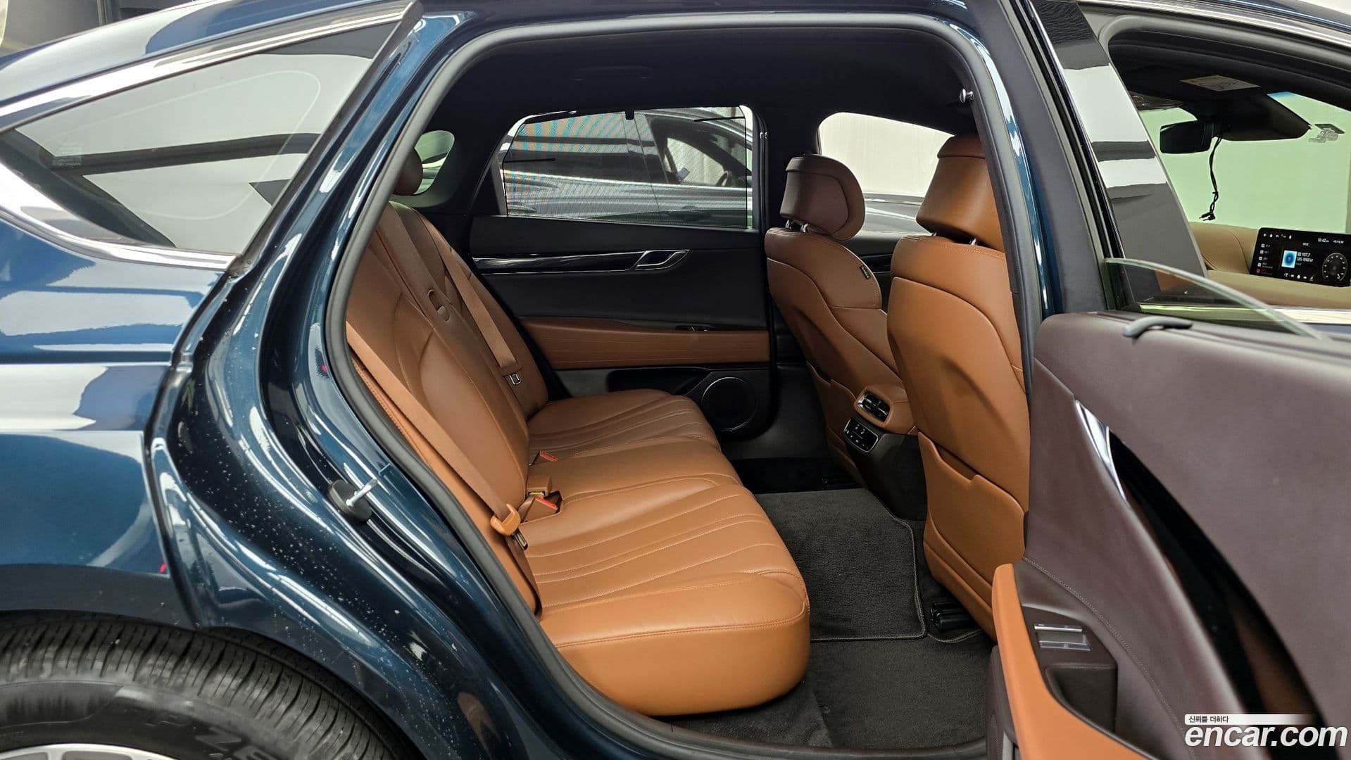 Main__Slider__Photo:G80 Genesis 2020.9-11