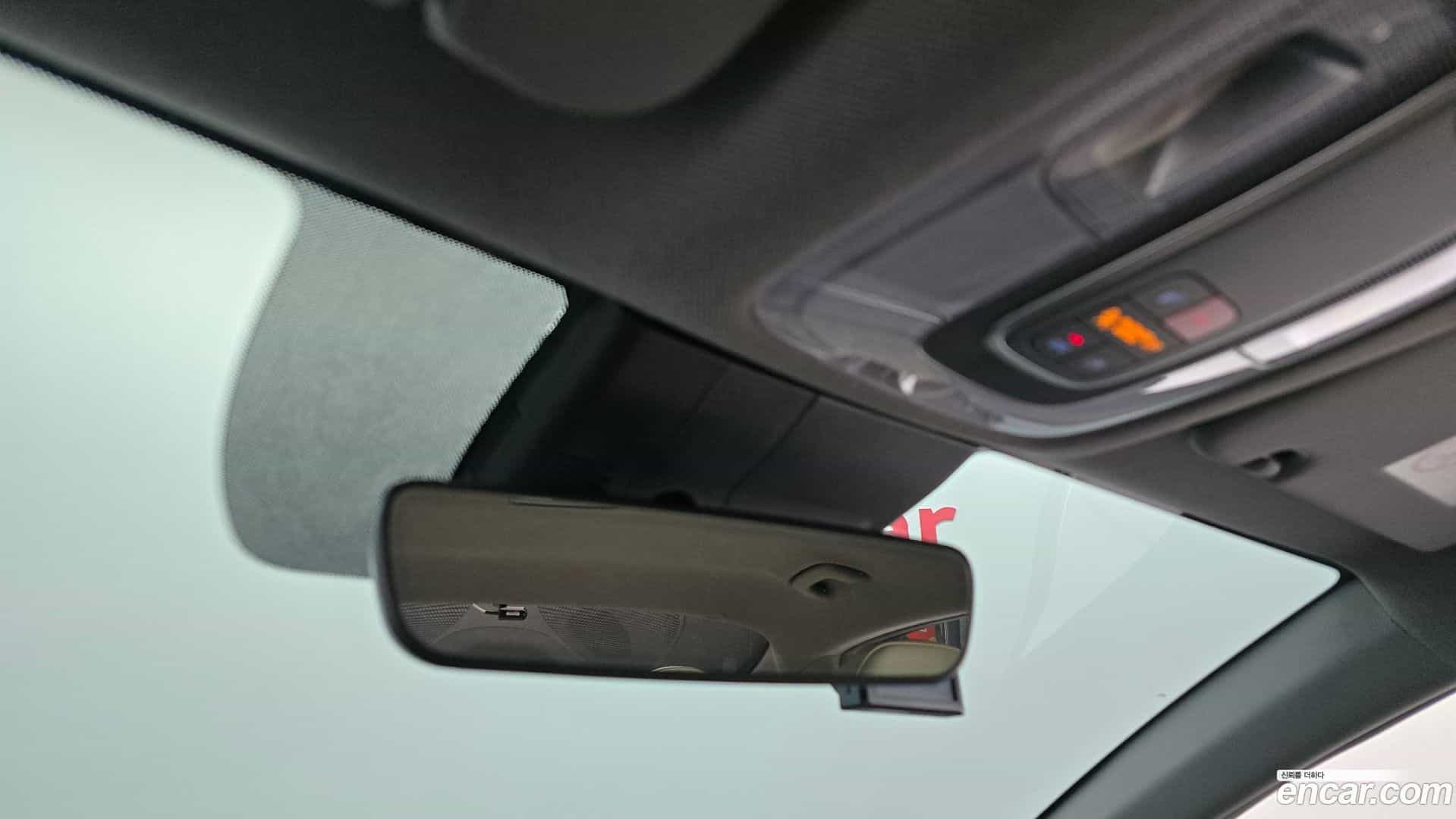 AVANTE Hyundai 2023.11-OPTION-022