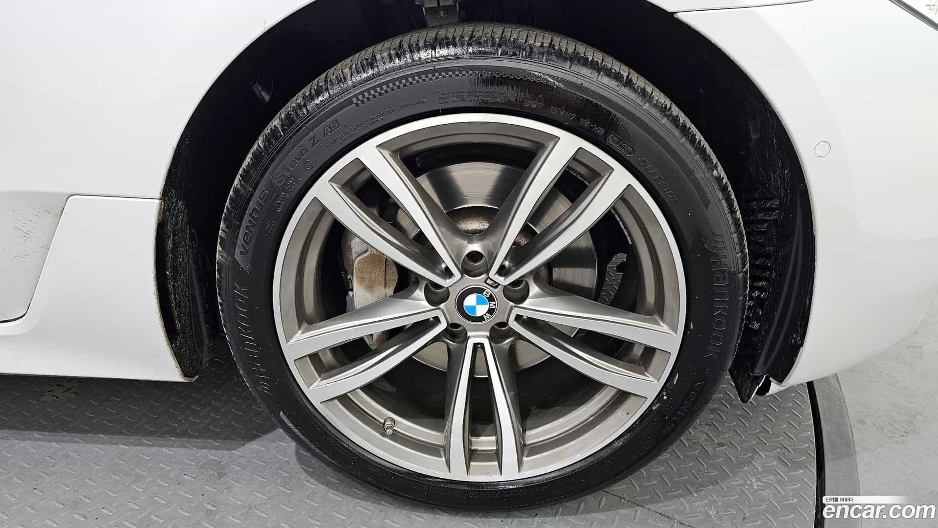 Gran Turismo BMW 2019.11-OUTER-031