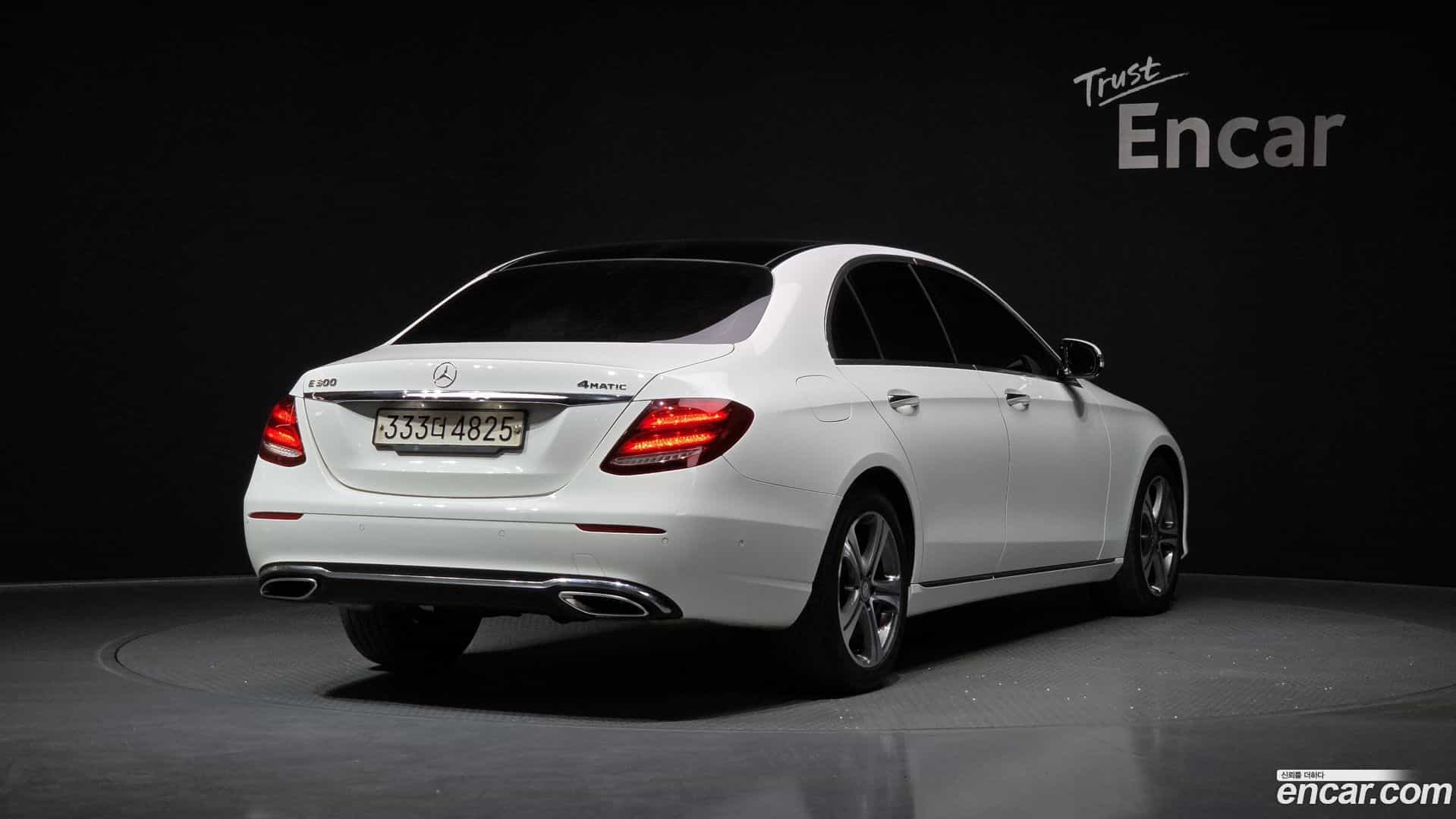 E-Class Mercedes-Benz 2016.9-OUTER-002