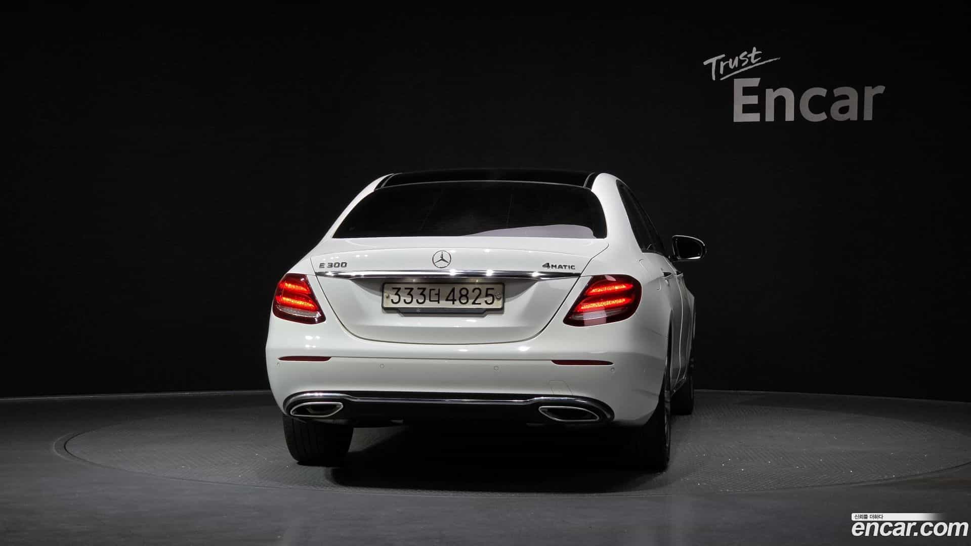 E-Class Mercedes-Benz 2016.9-OUTER-004