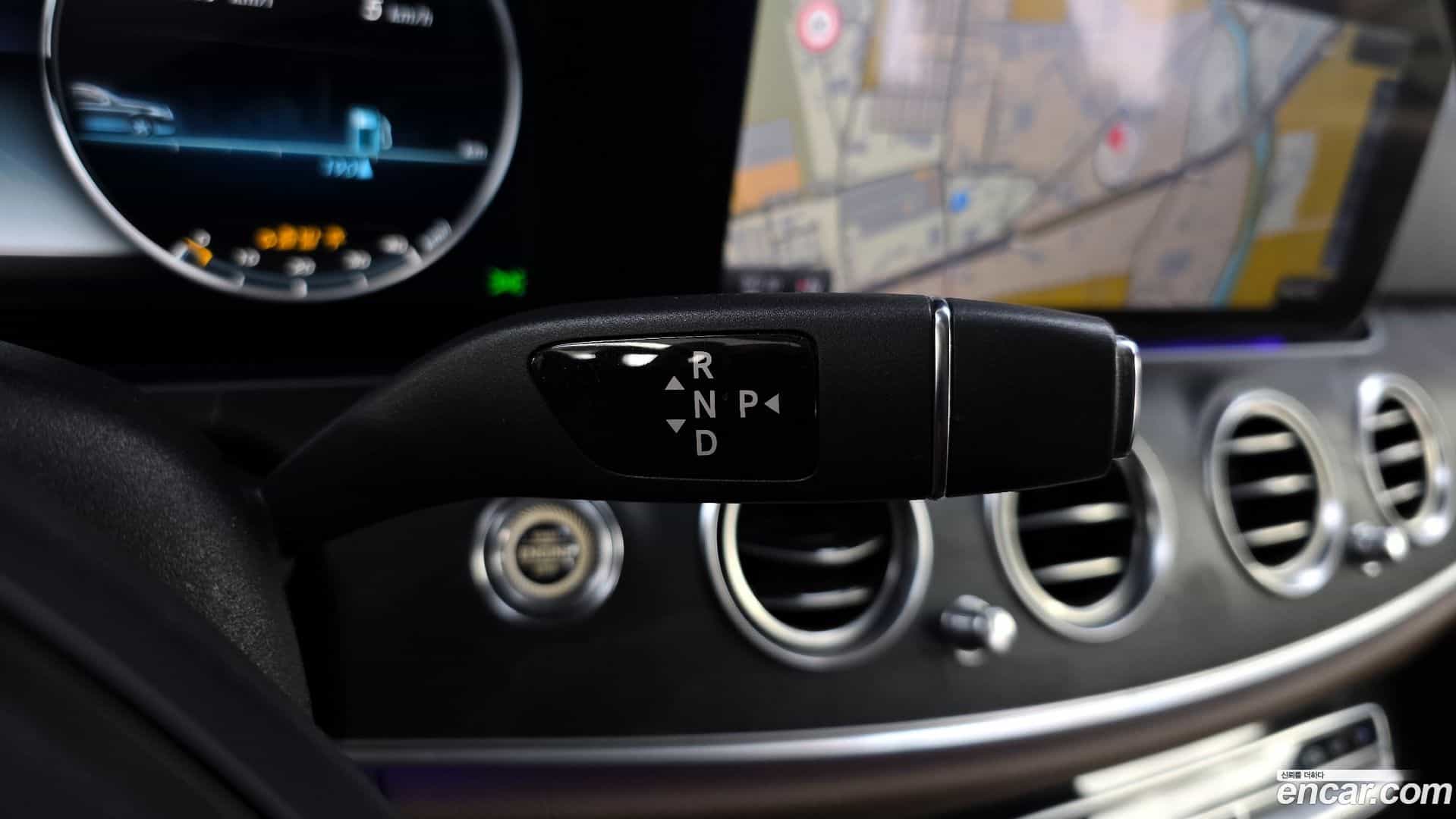 E-Class Mercedes-Benz 2016.9-INNER-009