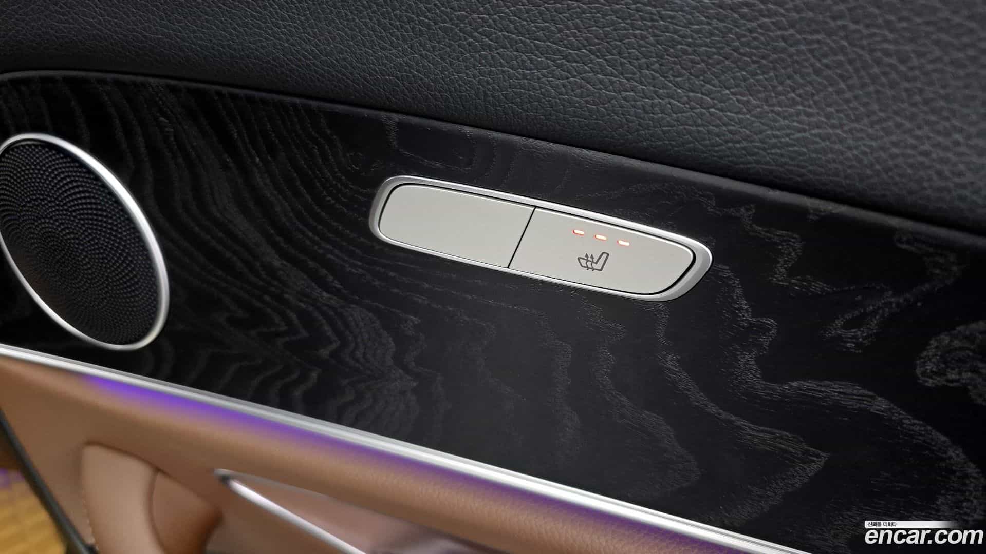 E-Class Mercedes-Benz 2016.9-OPTION-023