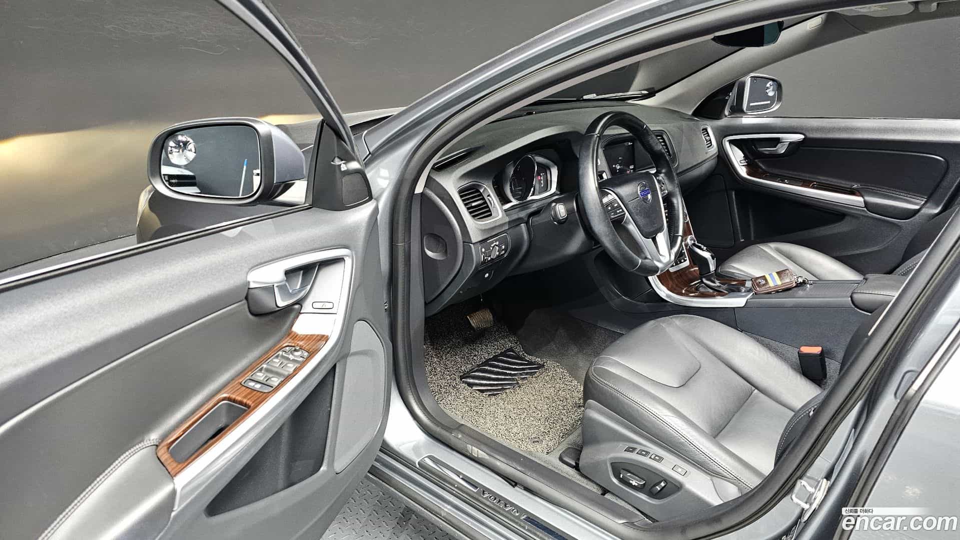 S60 Volvo 2018.5-INNER-010