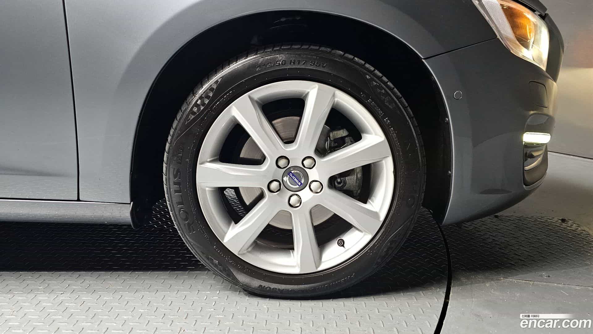 S60 Volvo 2018.5-OUTER-031