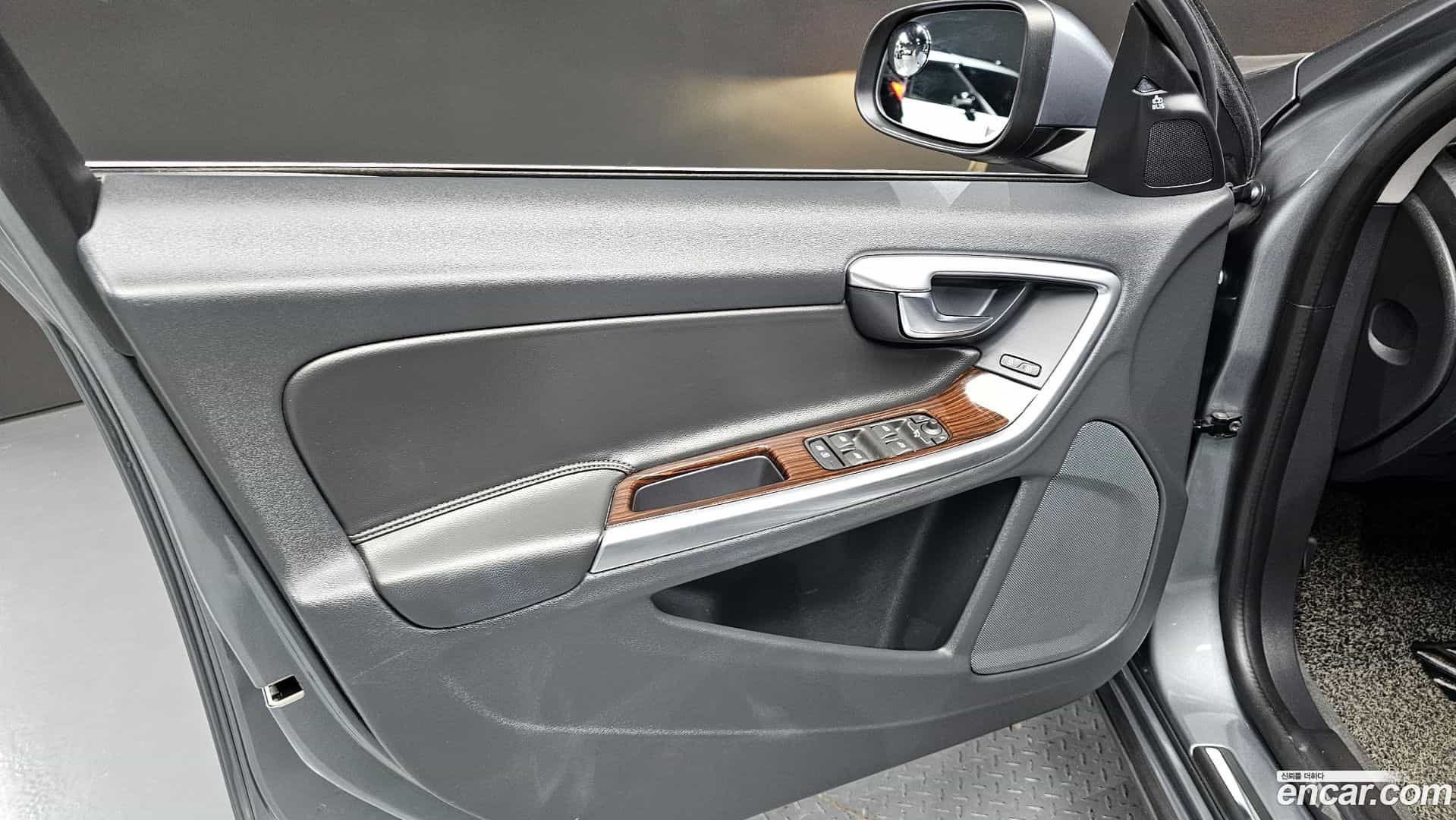 S60 Volvo 2018.5-INNER-034