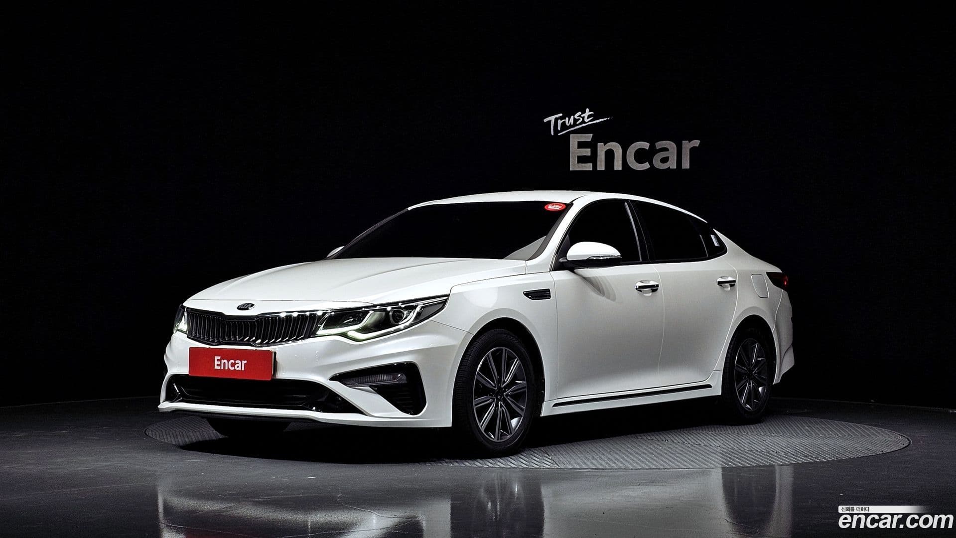 Main__Slider__Photo:K5 Kia 2019.2-0