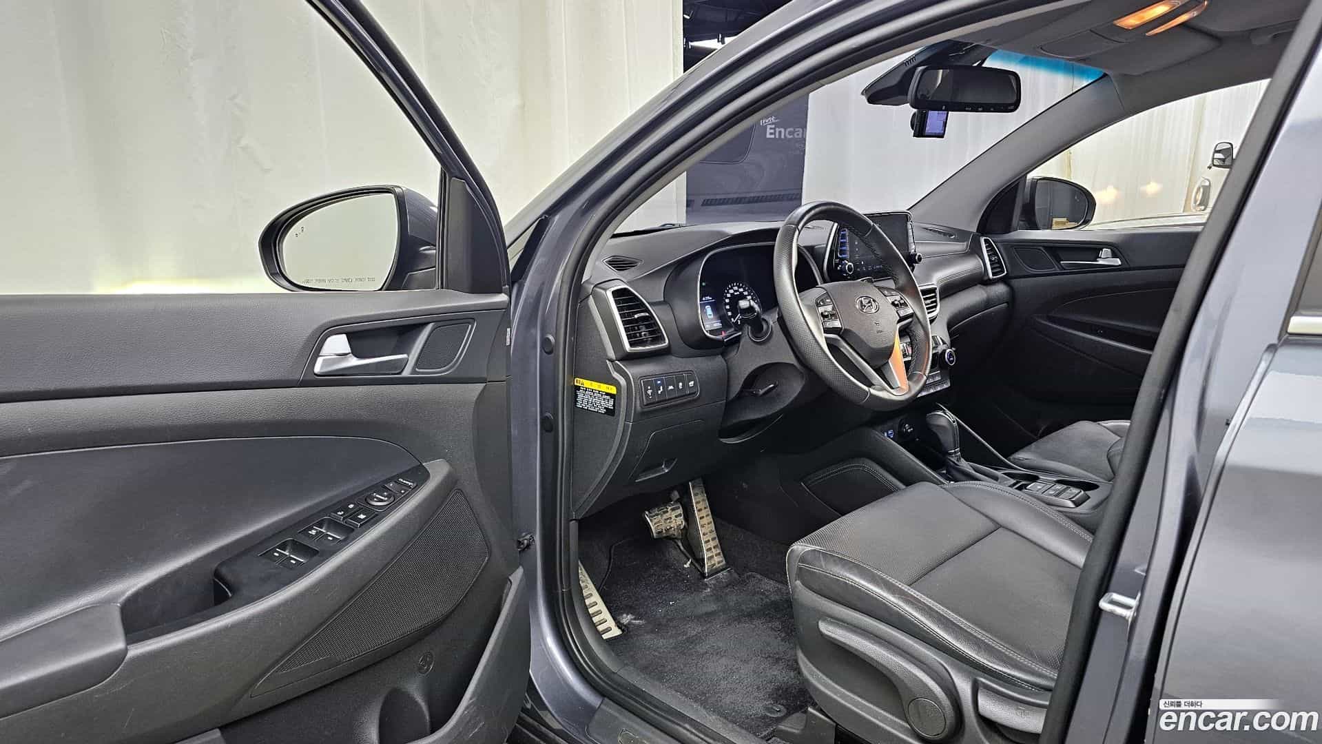 Tucson Hyundai 2020.1-INNER-010