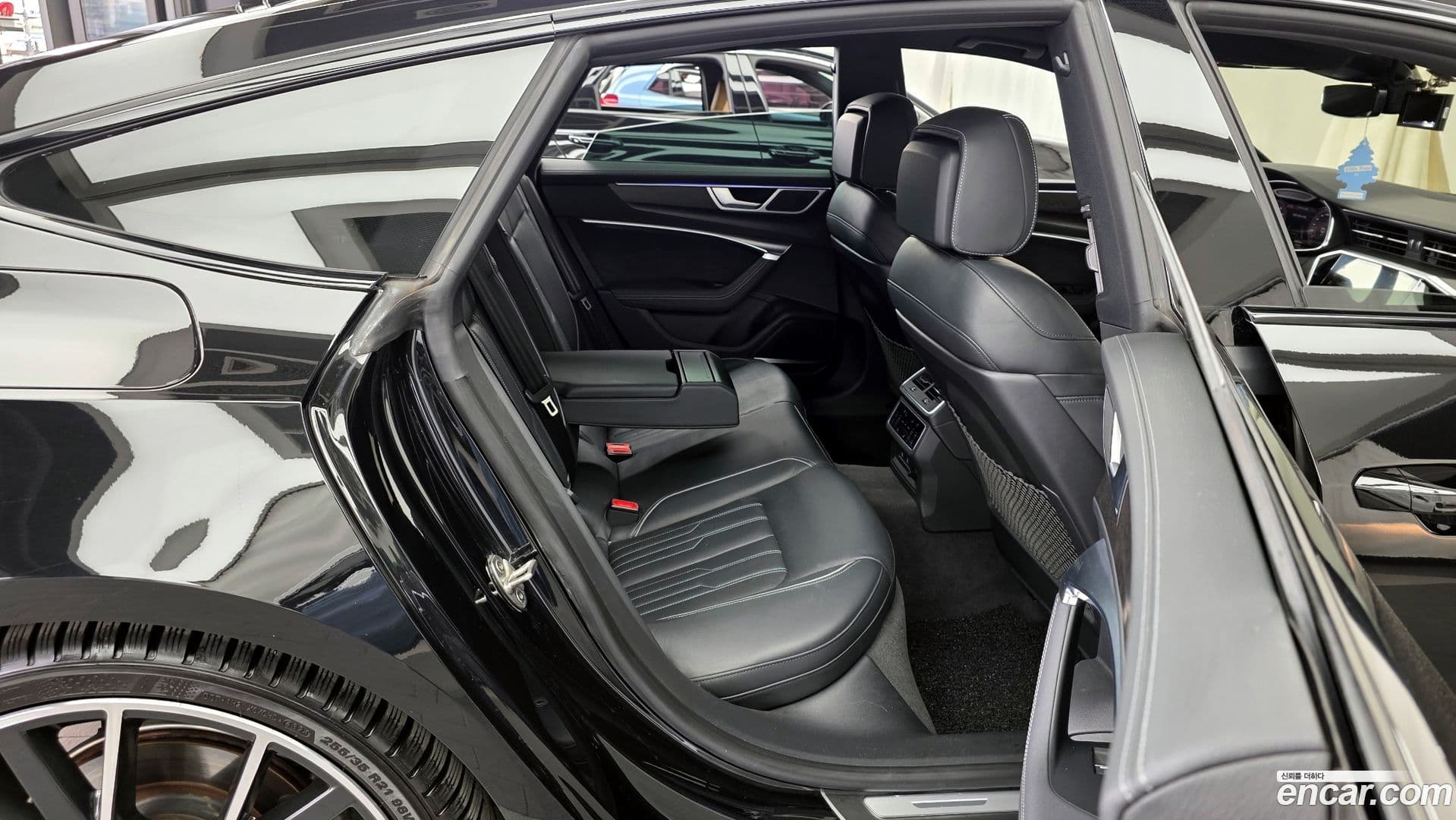 Main__Slider__Photo:A7 Audi 2021.11-11