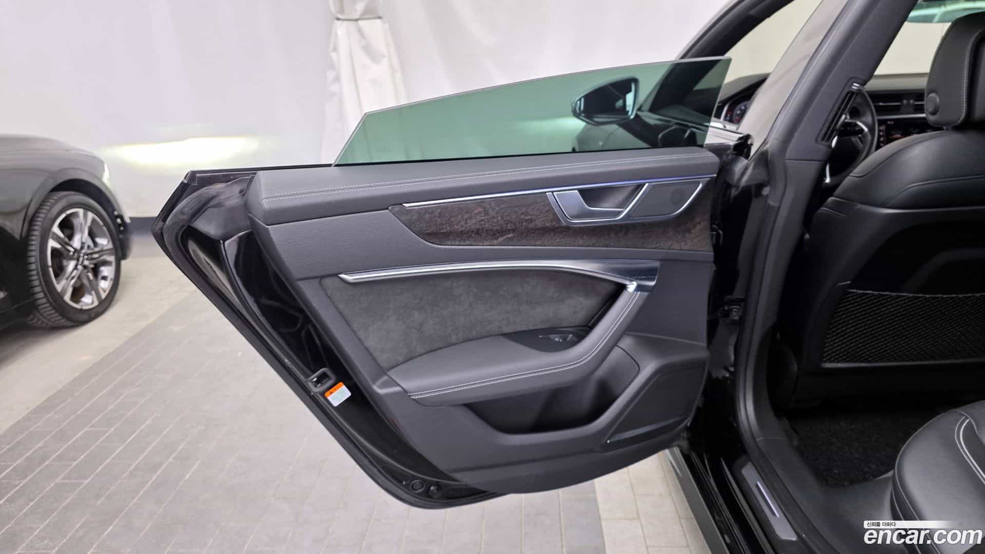 A7 Audi 2021.11-INNER-035