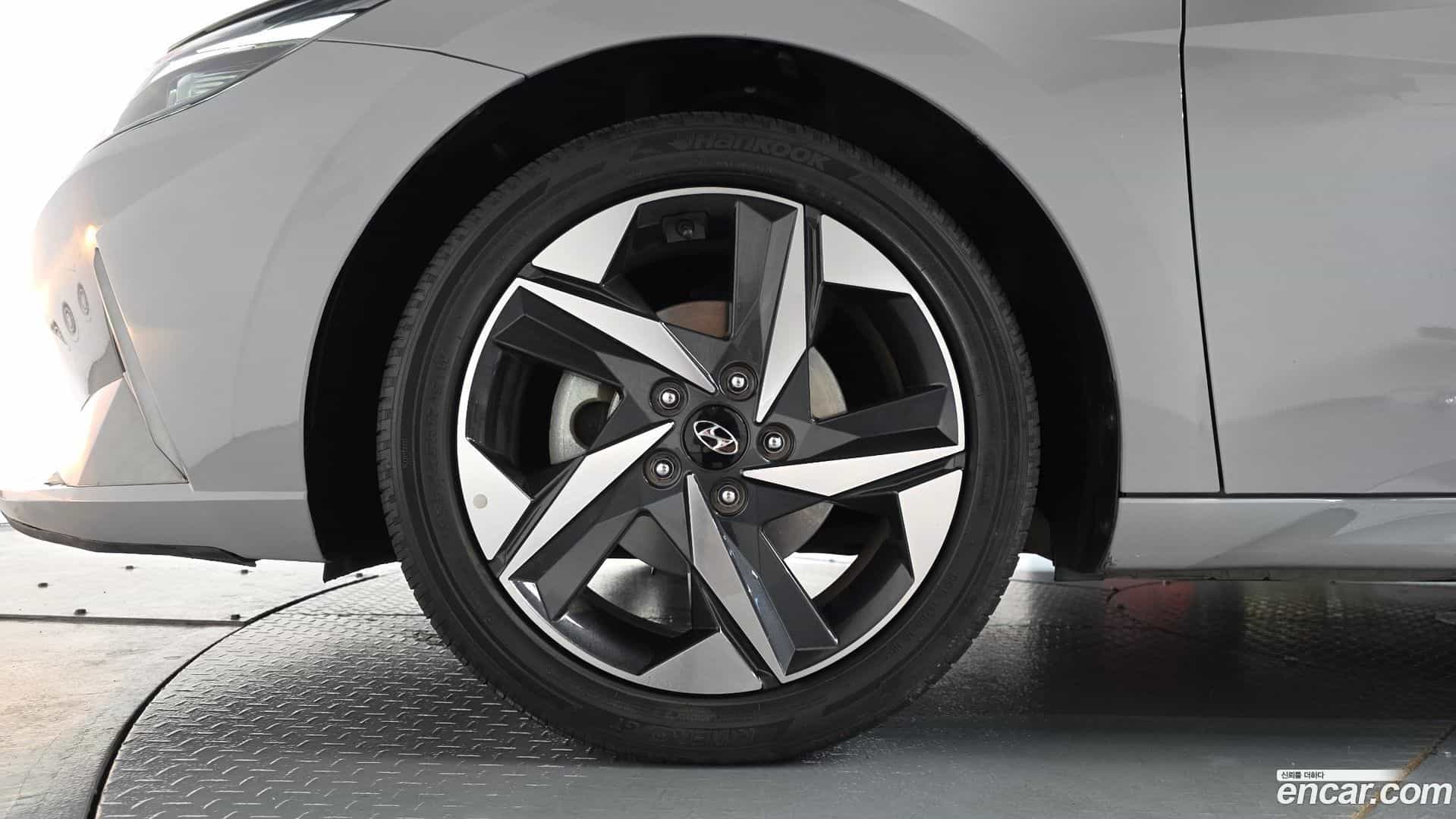 AVANTE Hyundai 2021.8-OUTER-005