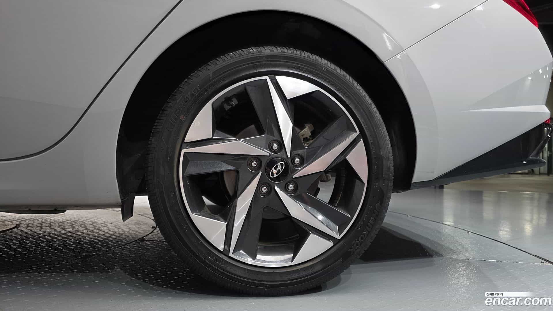 AVANTE Hyundai 2021.8-OUTER-031