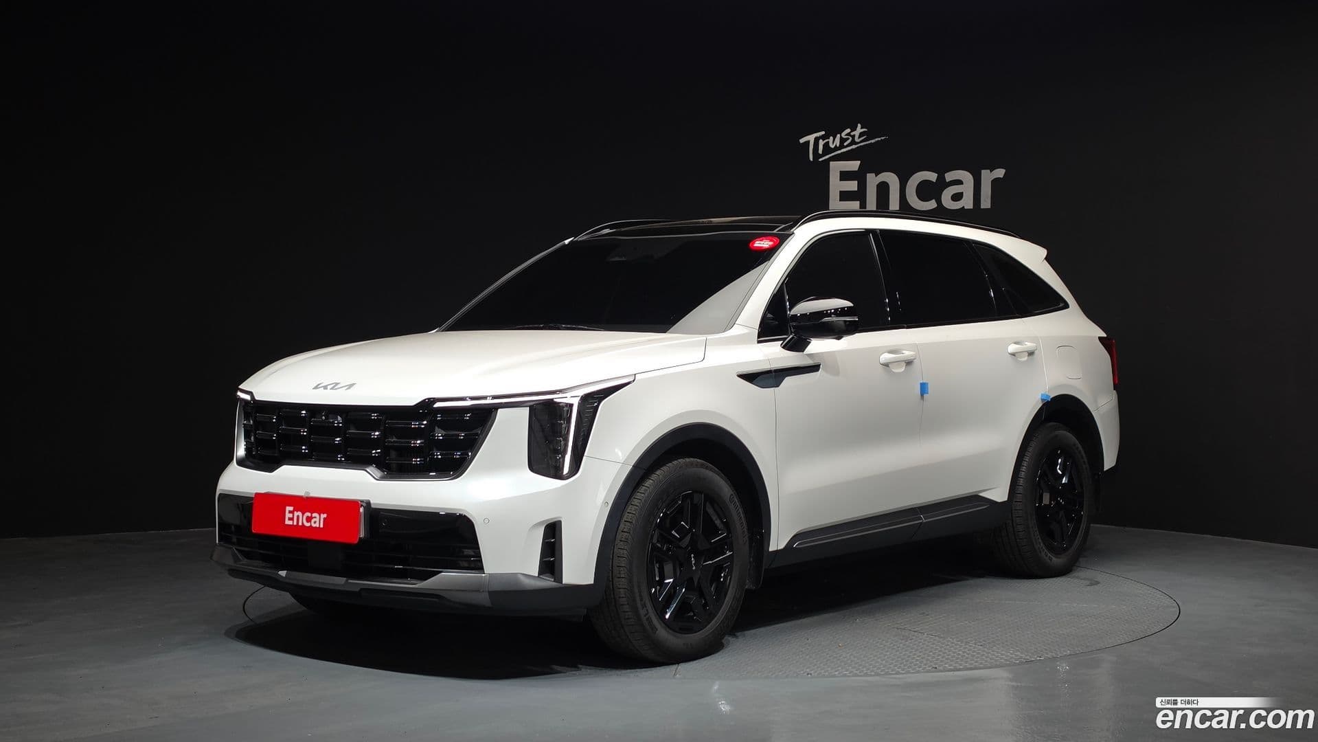 Main__Slider__Photo:Sorento Kia 2024.3-0