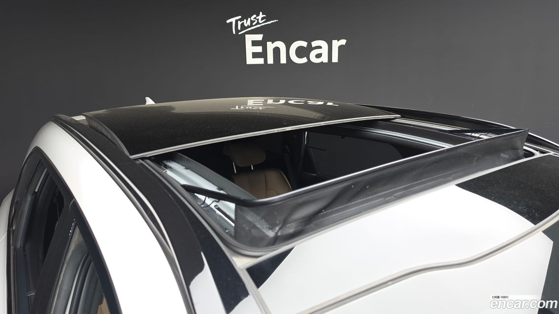 Main__Slider__Photo:Sorento Kia 2024.3-19