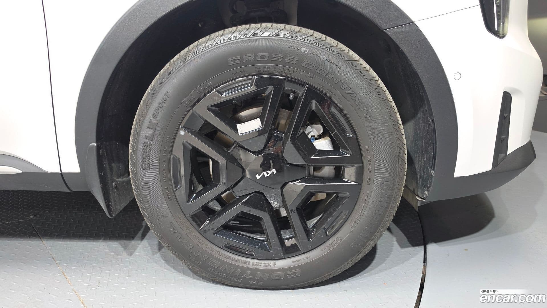 Main__Slider__Photo:Sorento Kia 2024.3-20
