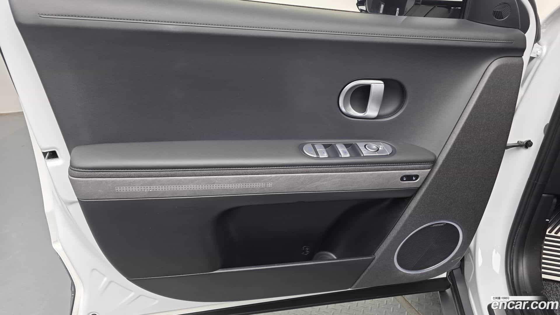 Ioniq5 Hyundai 2024.4-INNER-034