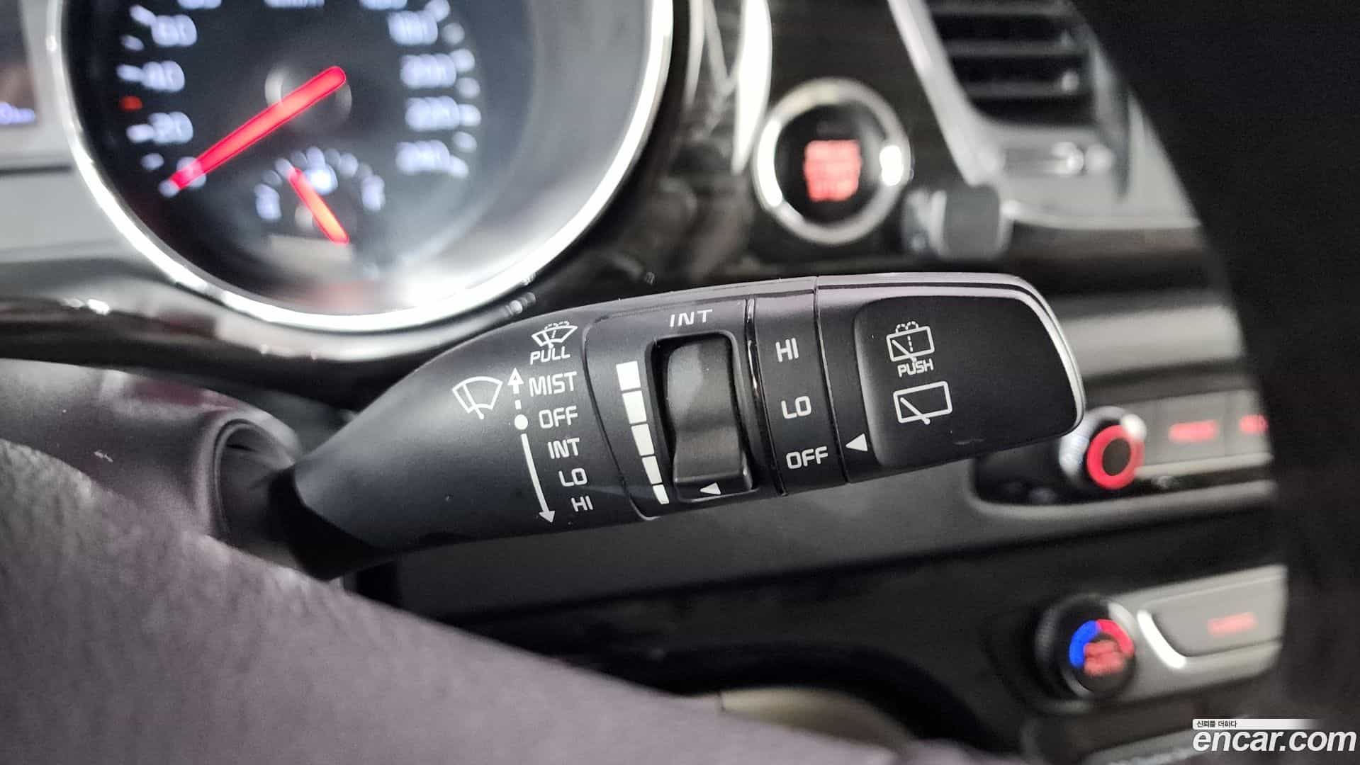 Canival Kia 2019.3-OPTION-047