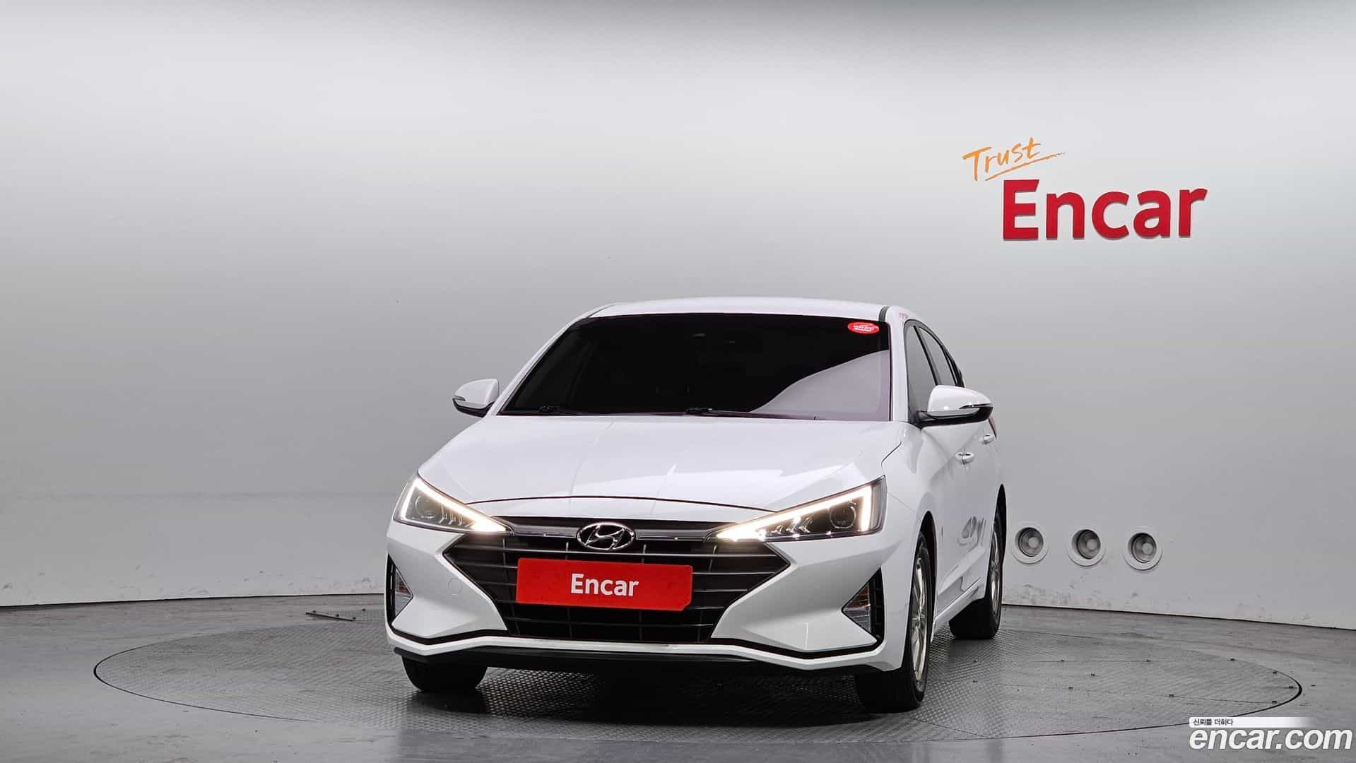 AVANTE Hyundai 2019.1-OUTER-003