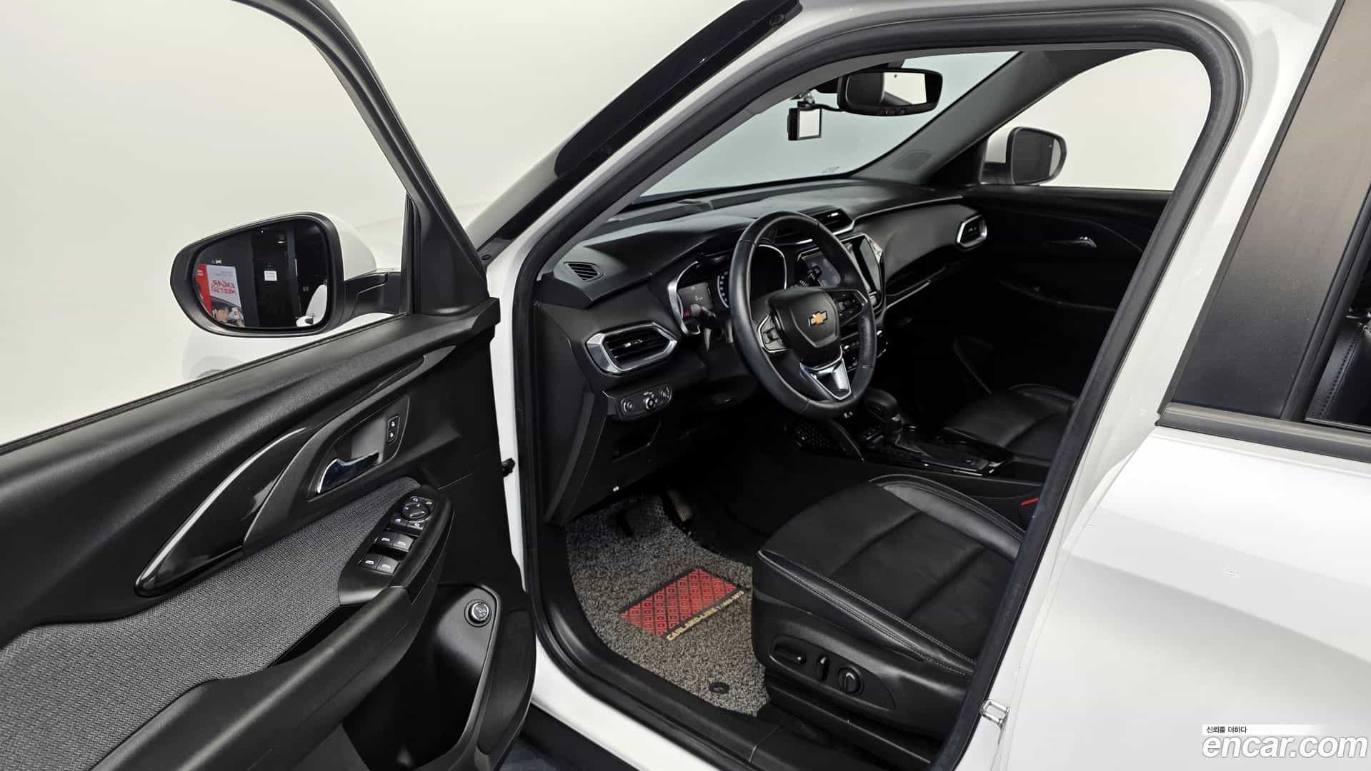 Trailblazer Chevrolet 2021.3-INNER-010