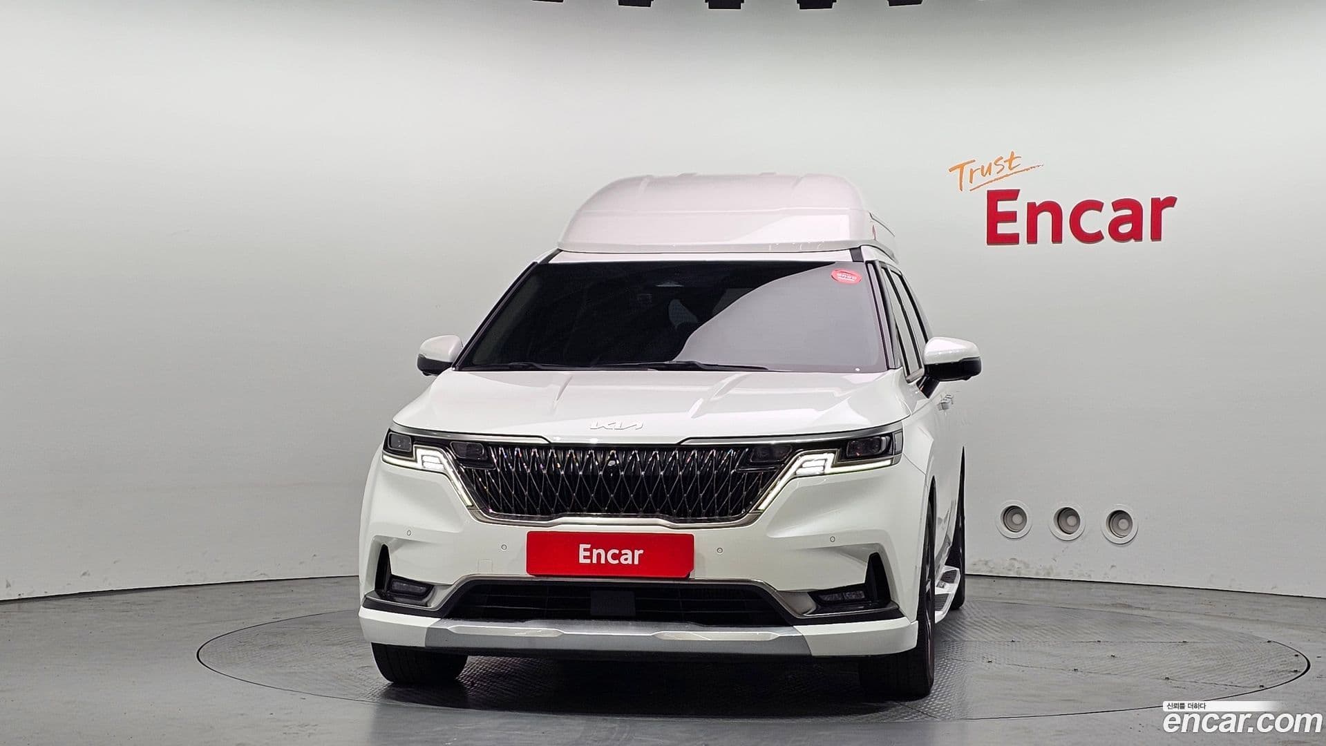 Main__Slider__Photo:Canival Kia 2021.9-2