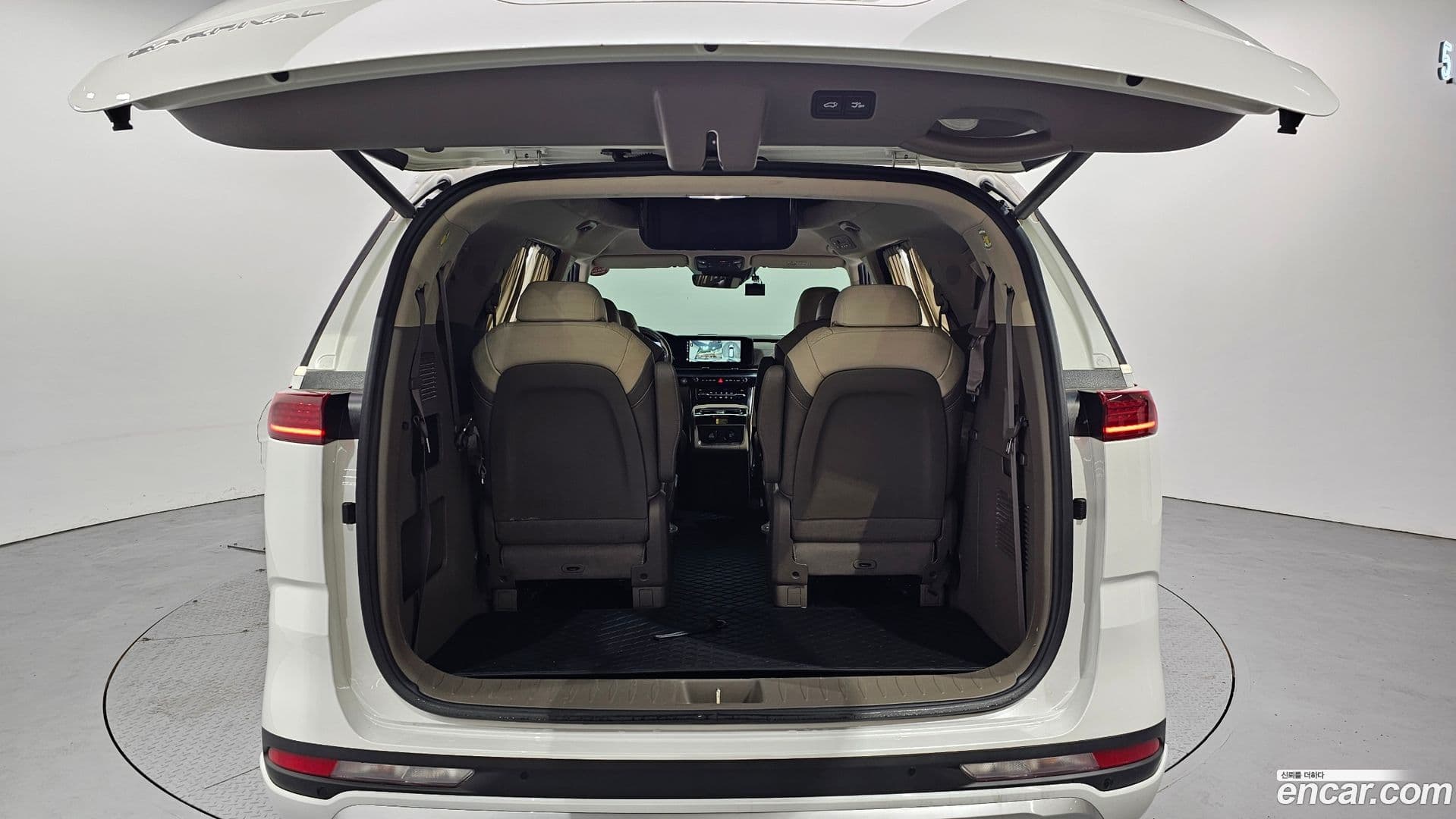 Main__Slider__Photo:Canival Kia 2021.9-19