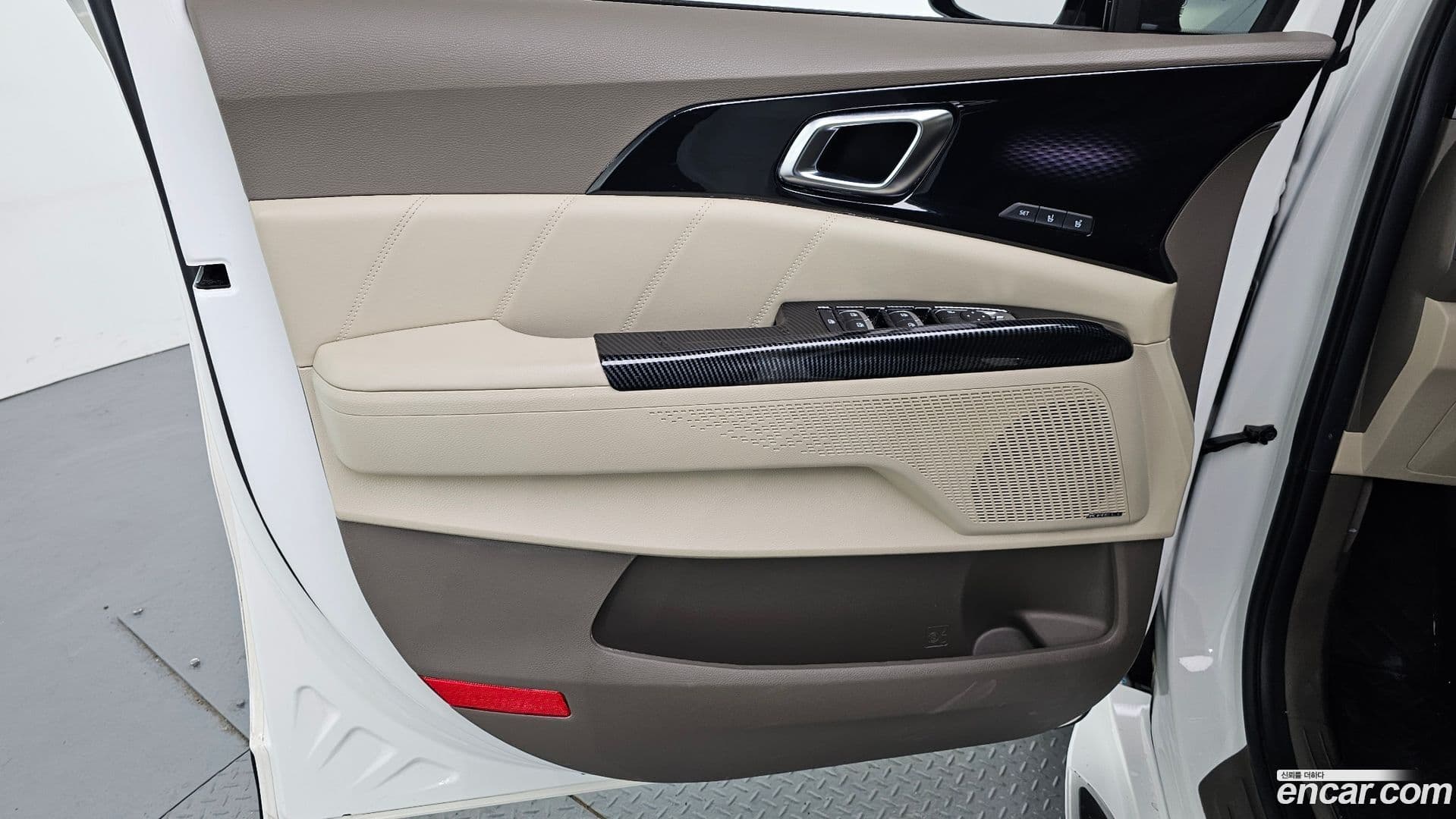 Main__Slider__Photo:Canival Kia 2021.9-23