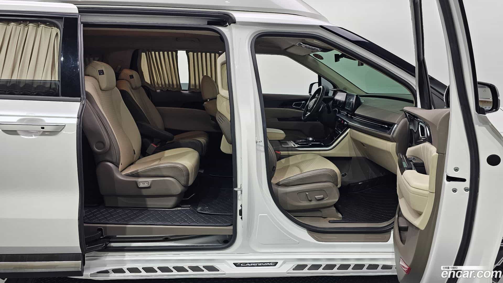 Canival Kia 2021.9-OPTION-044