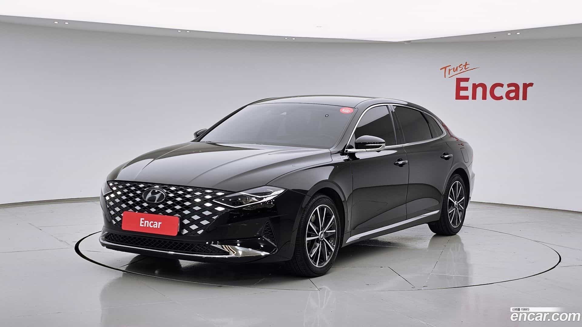 Grandeur Hyundai 2020.10-OUTER-001