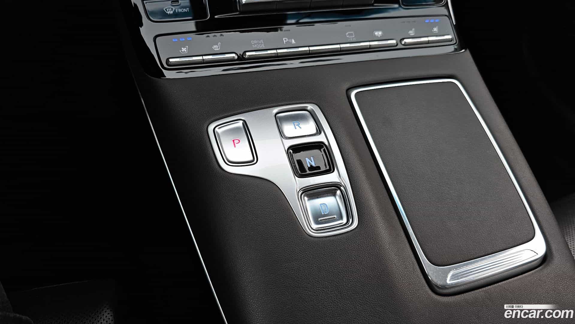 Grandeur Hyundai 2020.10-INNER-009
