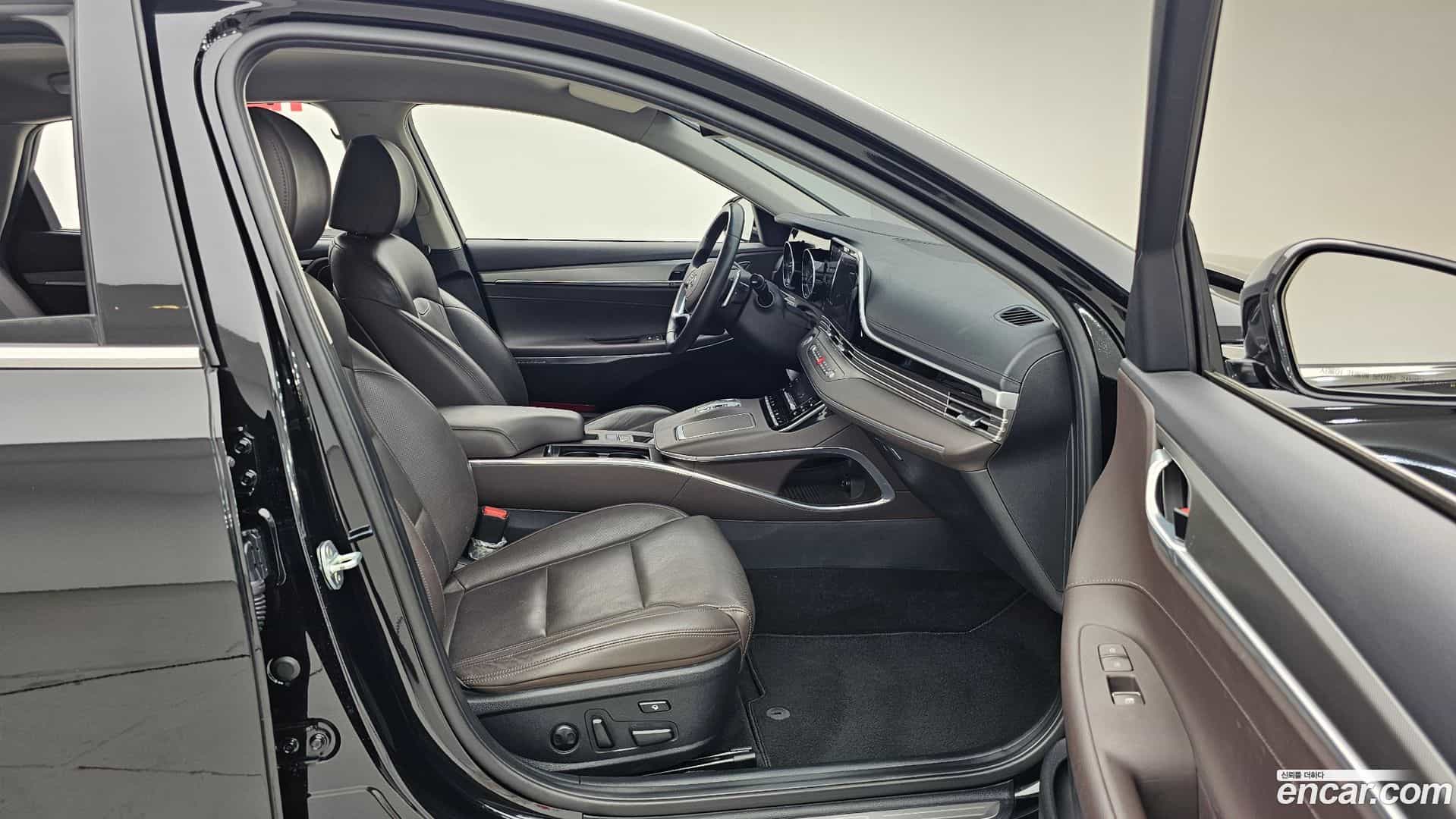 Grandeur Hyundai 2020.10-OPTION-015