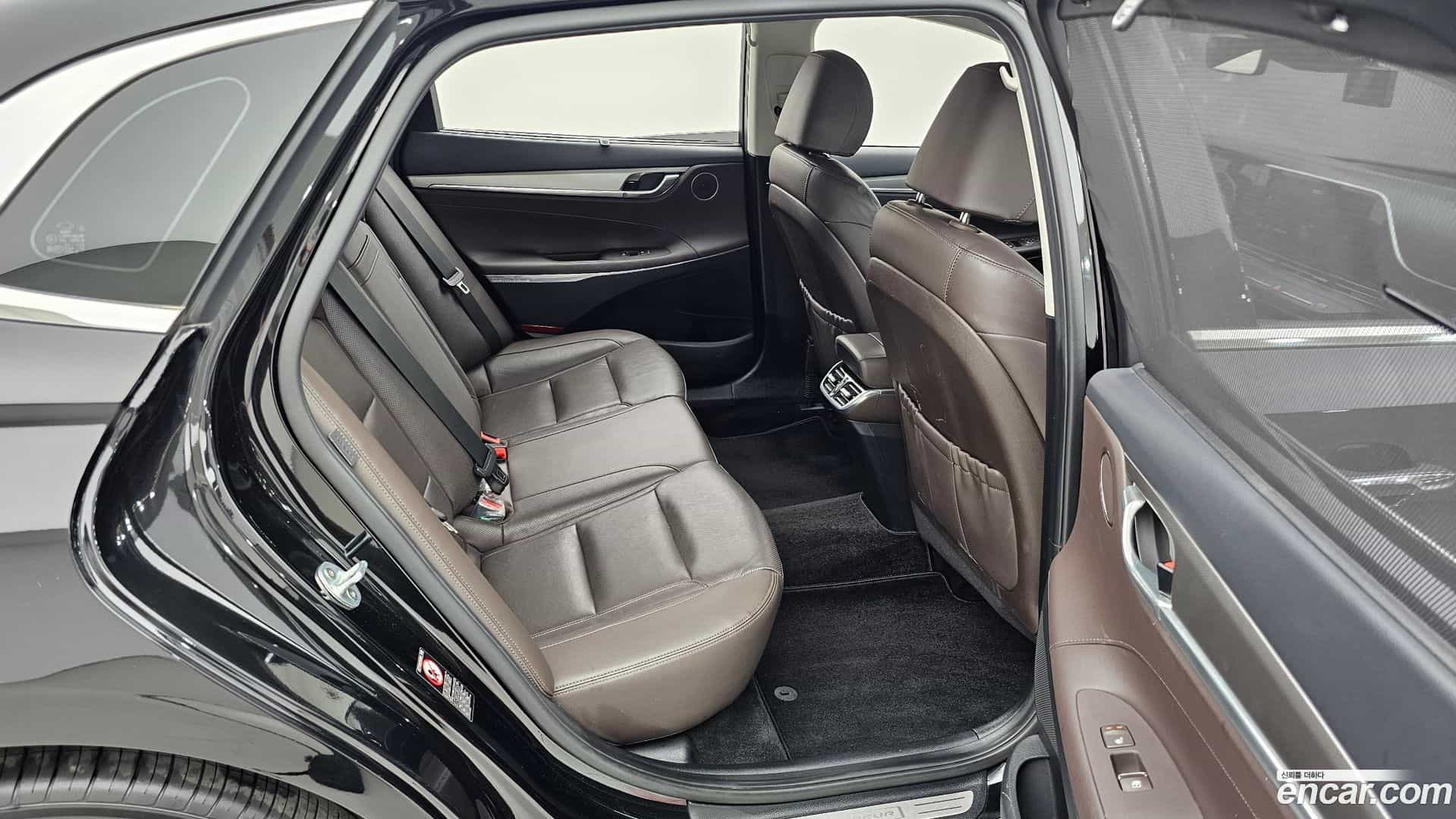 Grandeur Hyundai 2020.10-OPTION-016