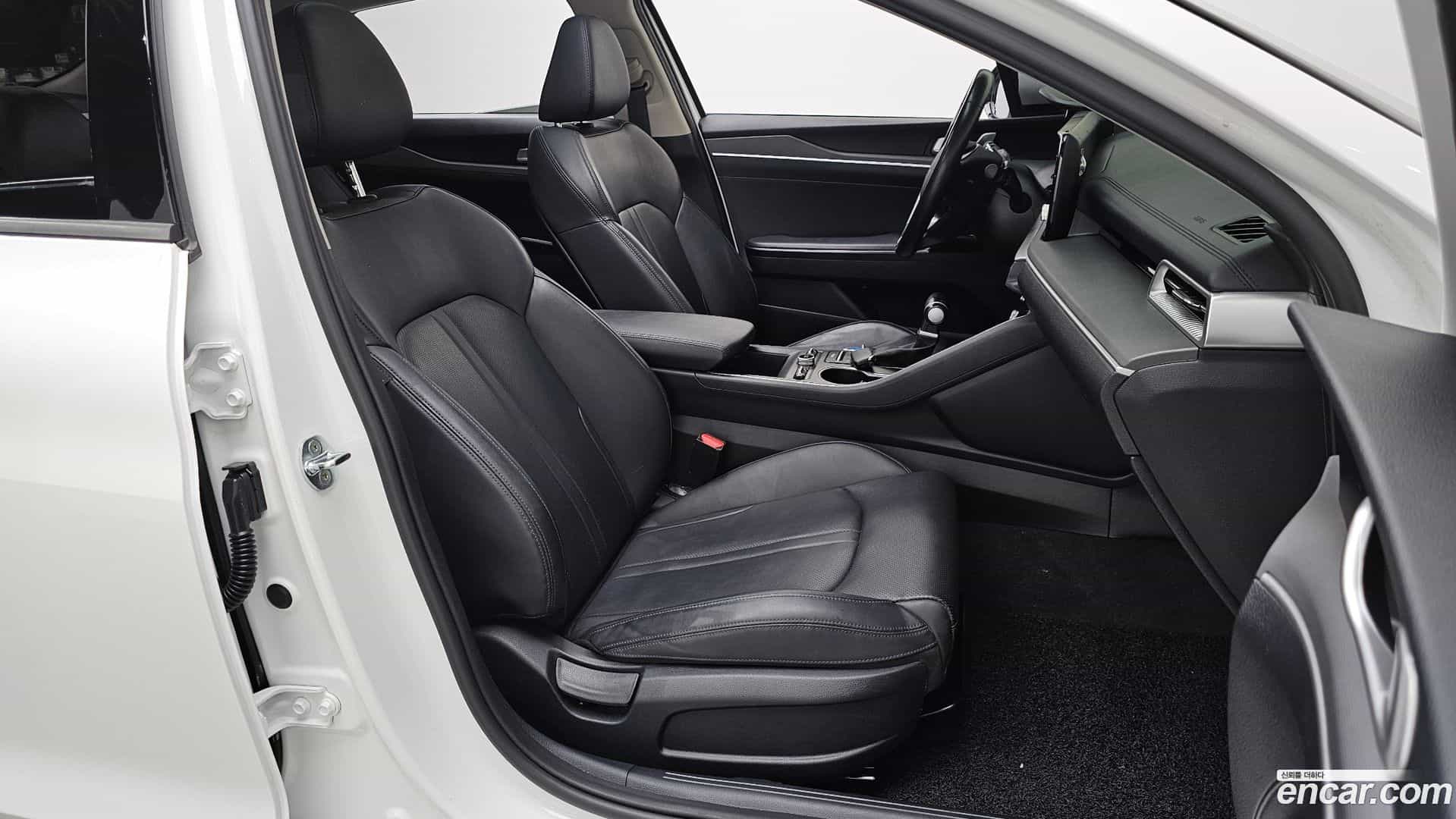 K5 Kia 2022.3-OPTION-015